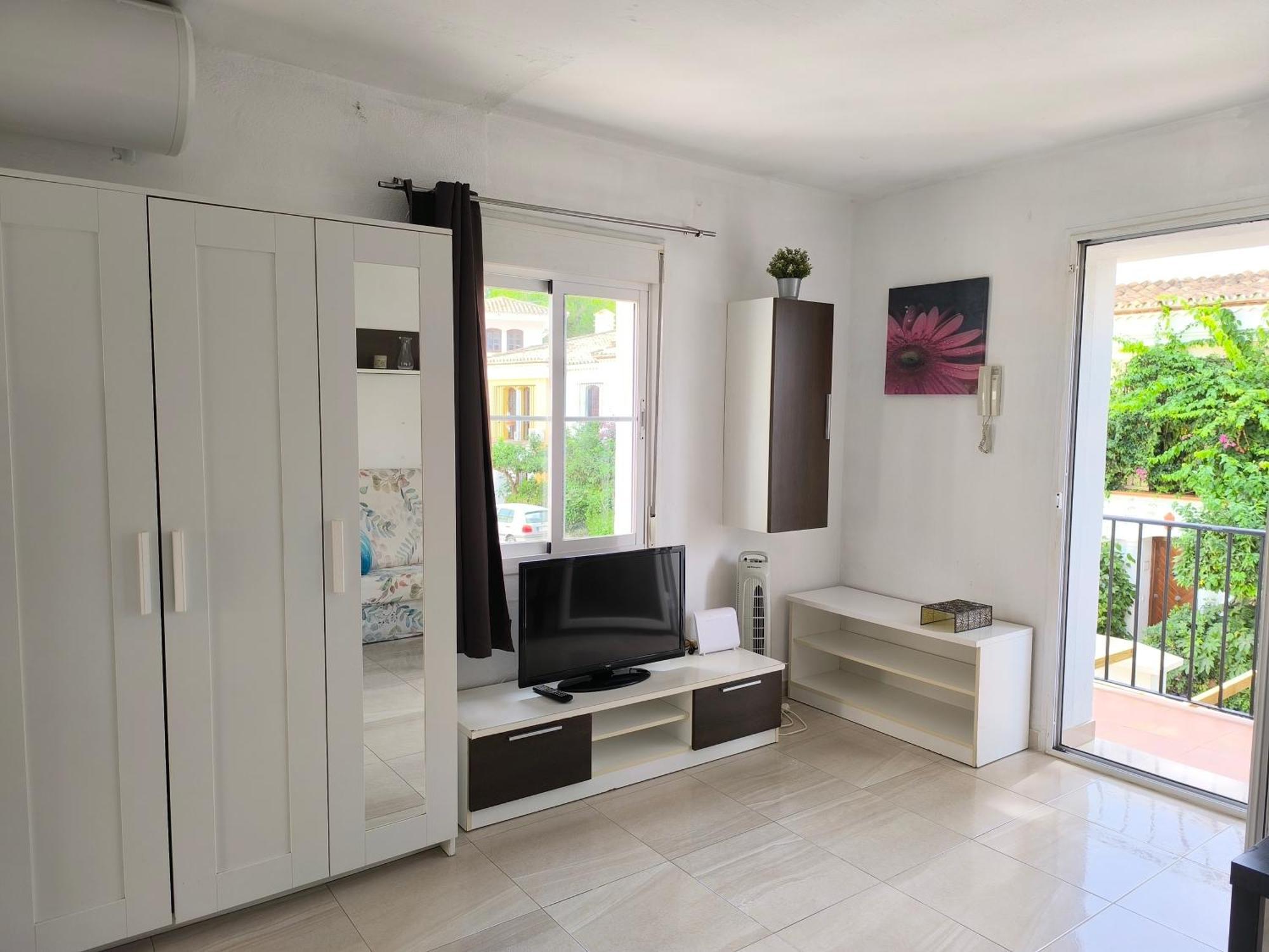 Estudio A 50mt Del Mar, Zona Palacio De Congresos - Apto 4 *