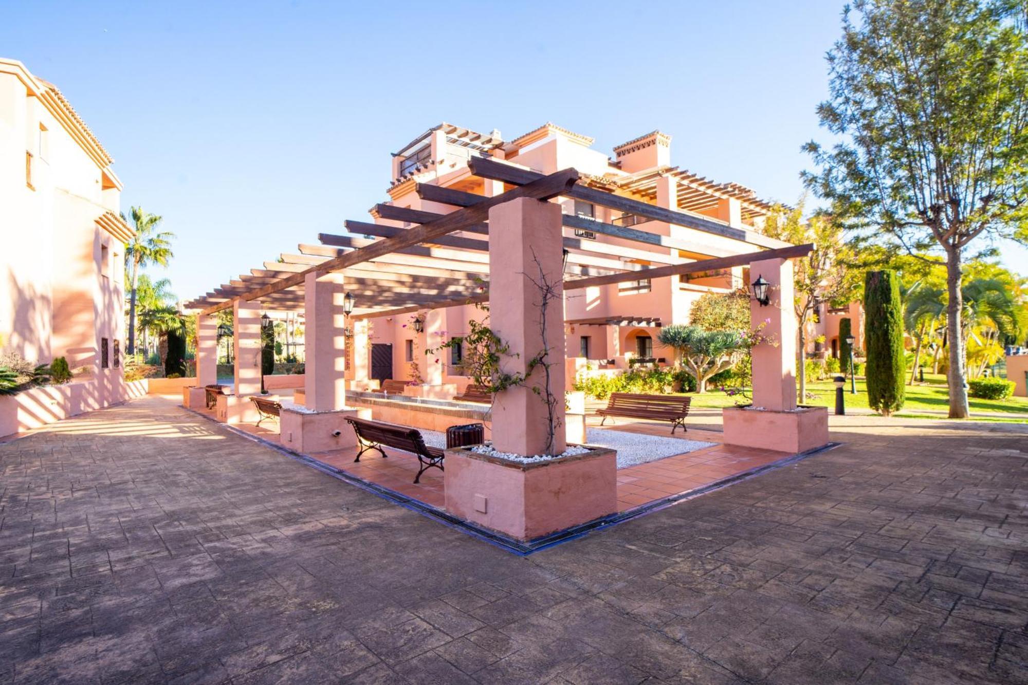 Hacienda Del Sol - Beachside *