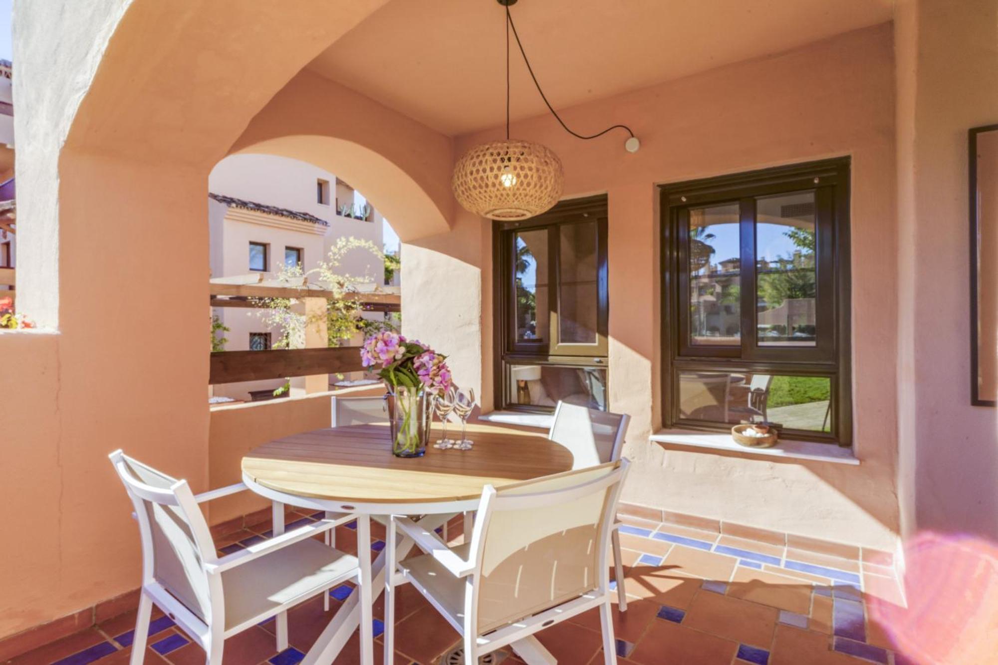 Apartment Hacienda Del Sol - Beachside
