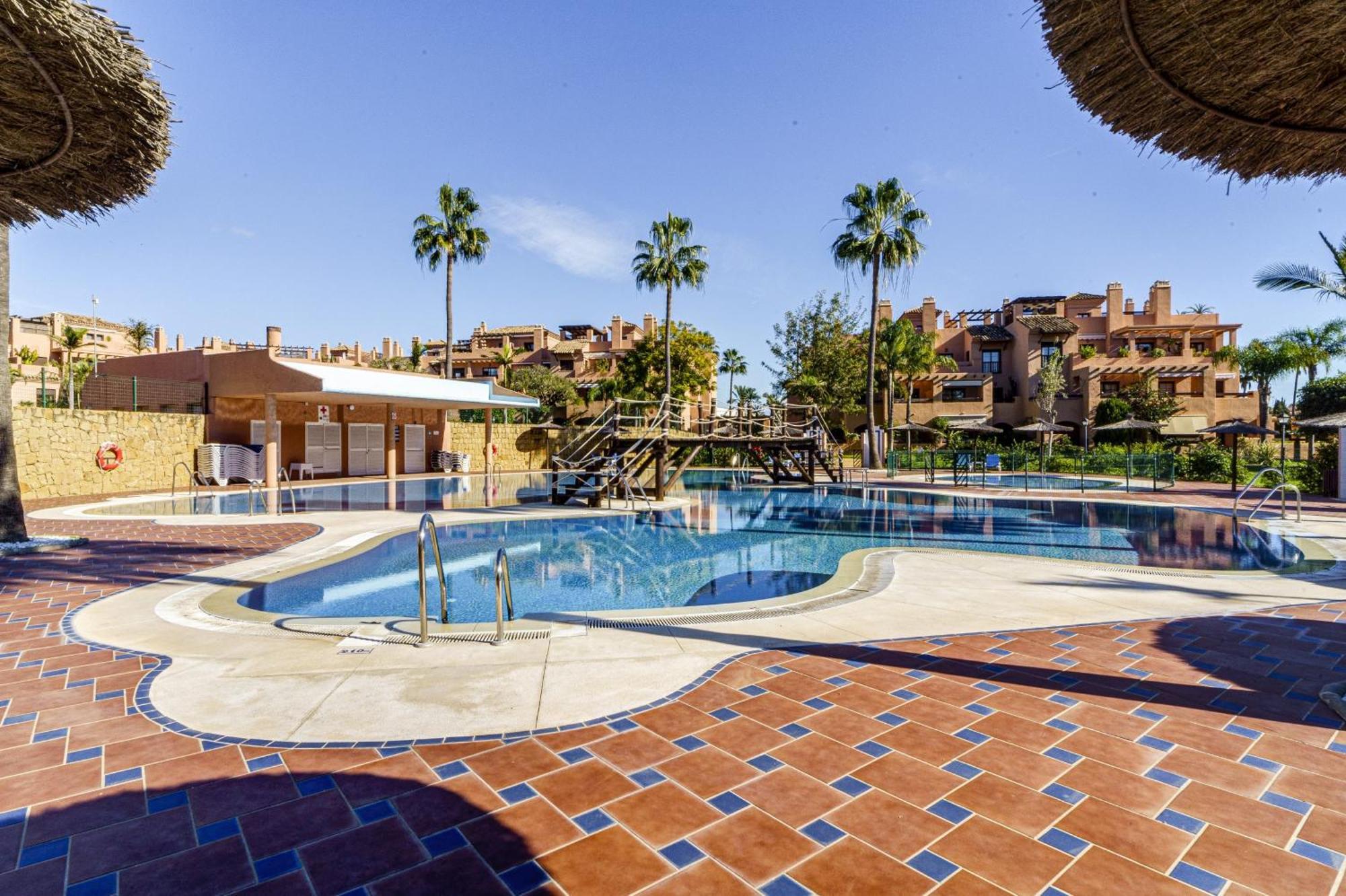 Hacienda Del Sol - Beachside * Estepona
