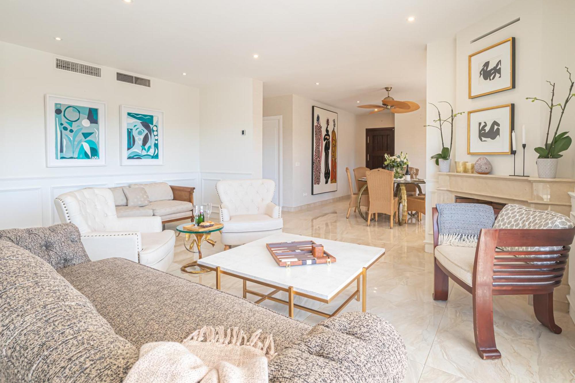 Luxury Family Escape Golf & Pool Retreat - Happy Estepona