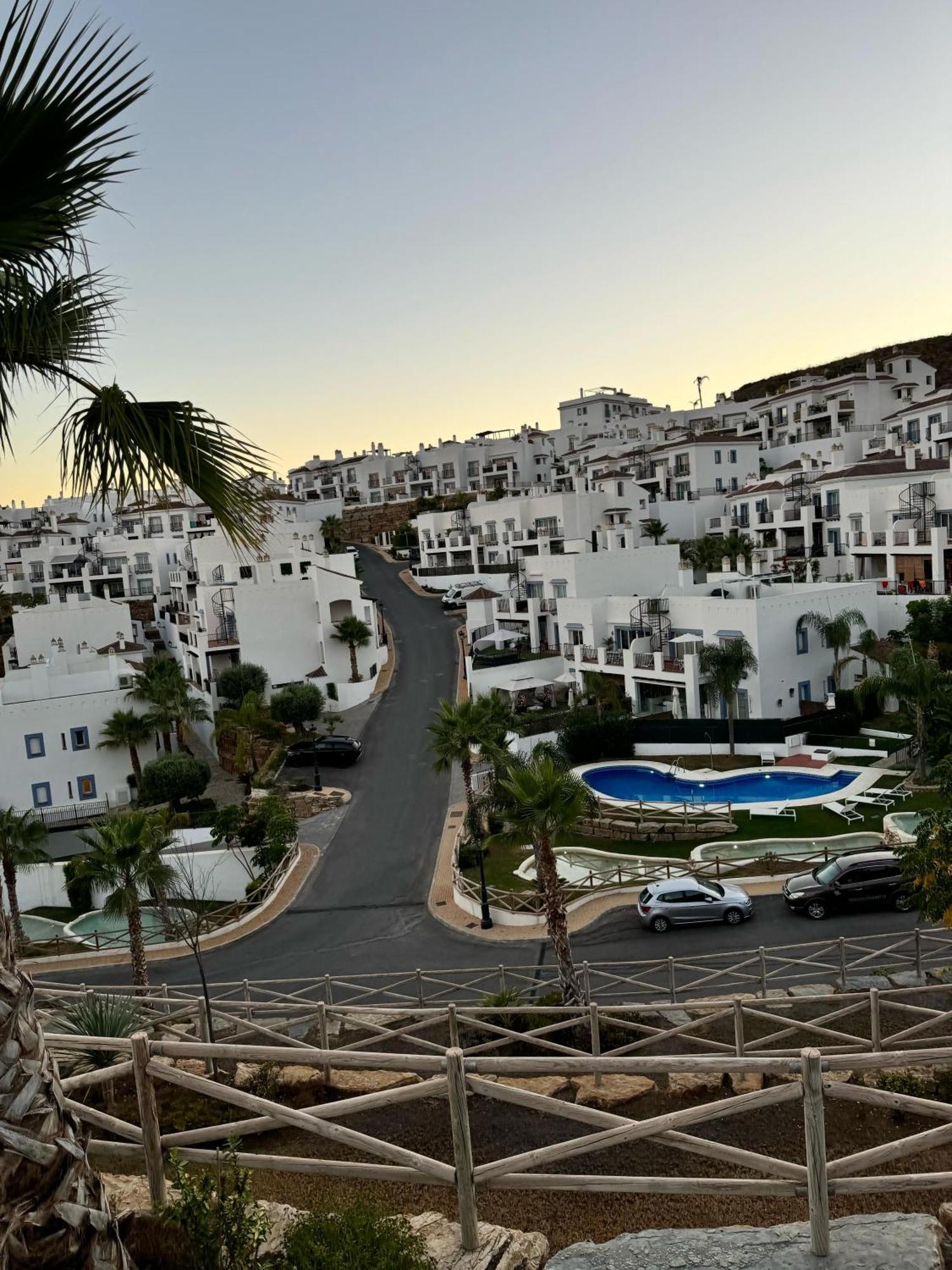 Stunning Sea View Penthouse Apartment Estepona