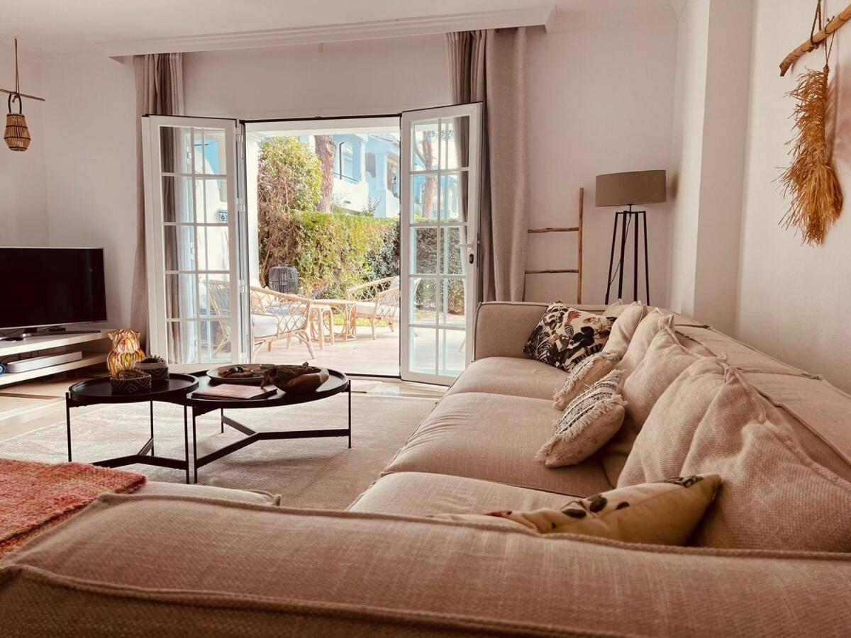 Apartment Bohemian Chic Famille Et 5 Piscines Estepona