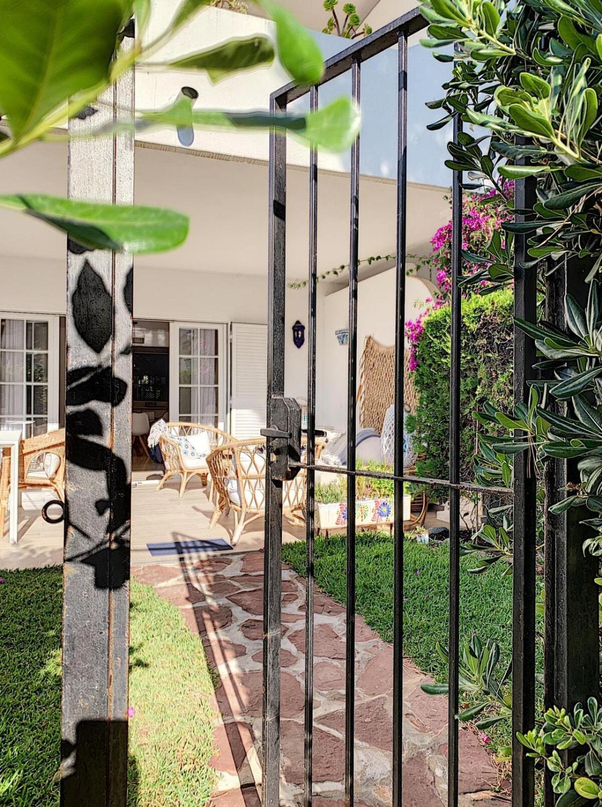 Apartment Bohemian Chic Famille Et 5 Piscines