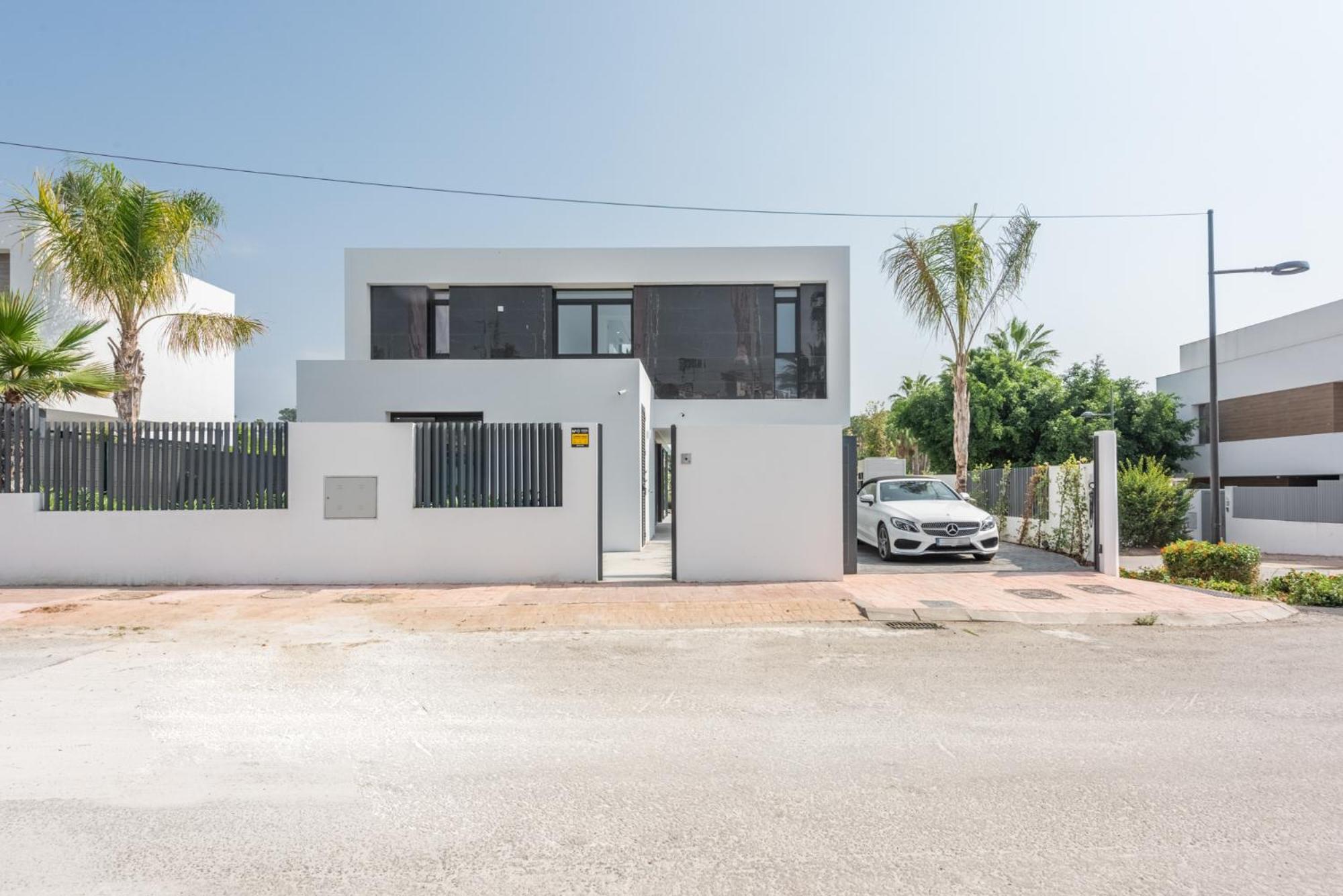 Extravagant 5 Bdrm Golfer's With Private Pool Apartment Estepona