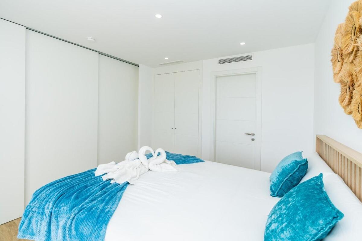 Al4-1901 - - Alcazaba Lagoon * Estepona