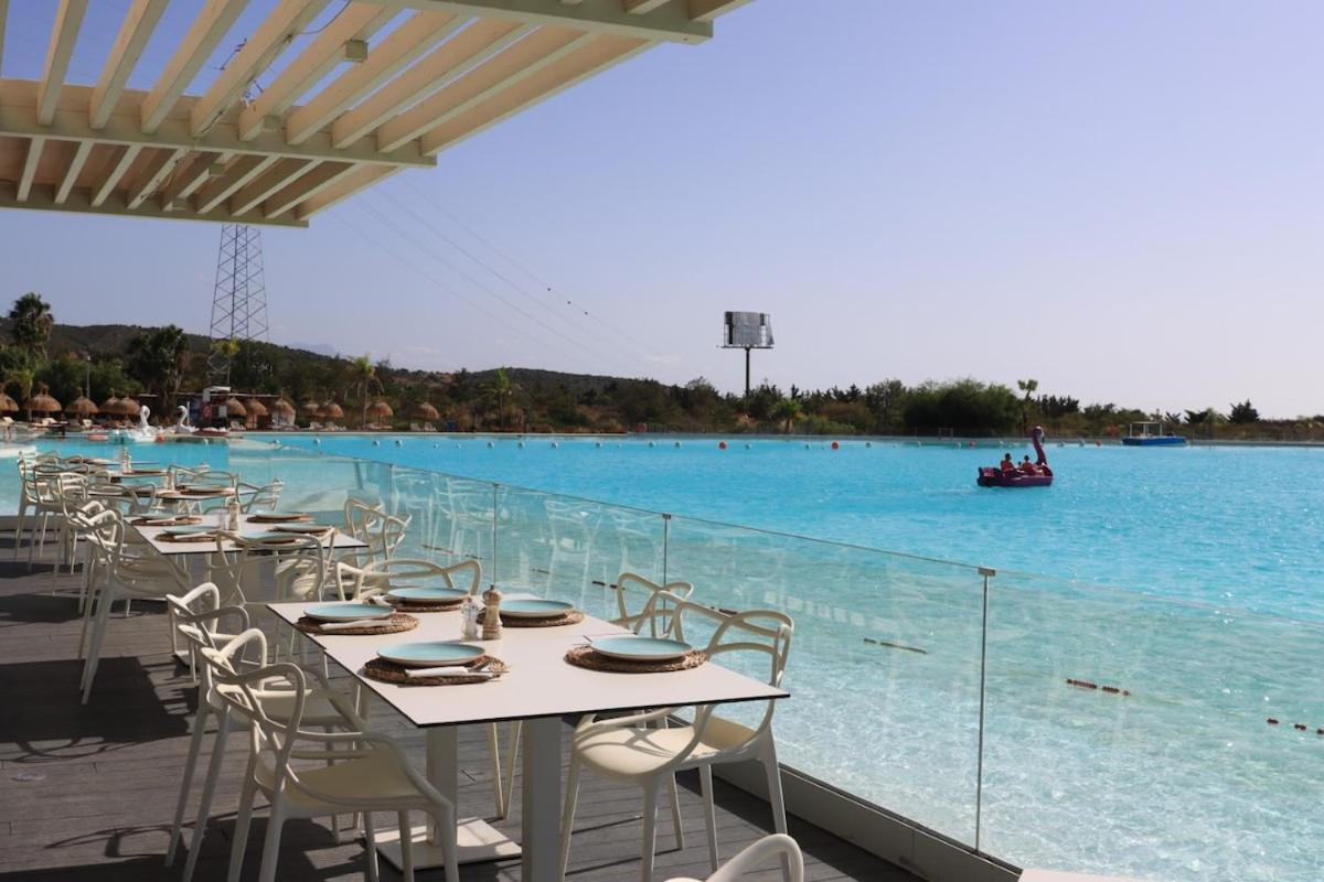 Al4-1901 - - Alcazaba Lagoon * Estepona