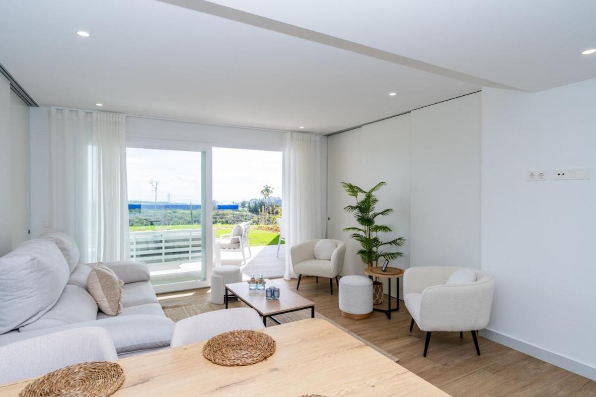Apartment Al4-1901 - - Alcazaba Lagoon Estepona