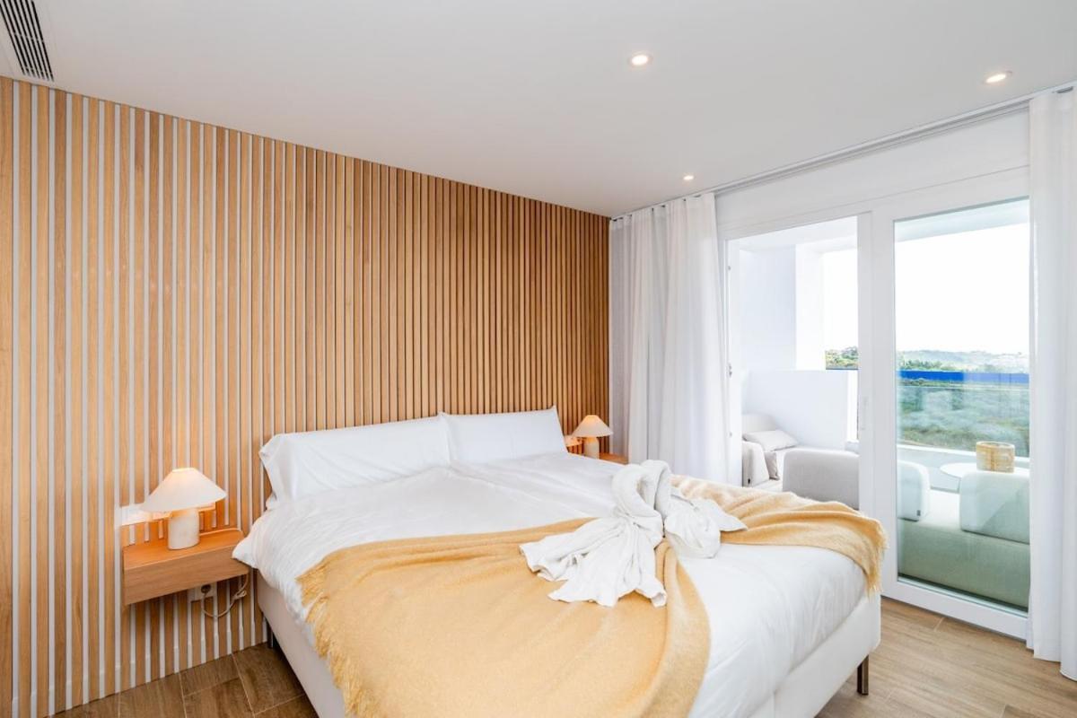 Al4-1916 - - Alcazaba Lagoon Apartment Estepona