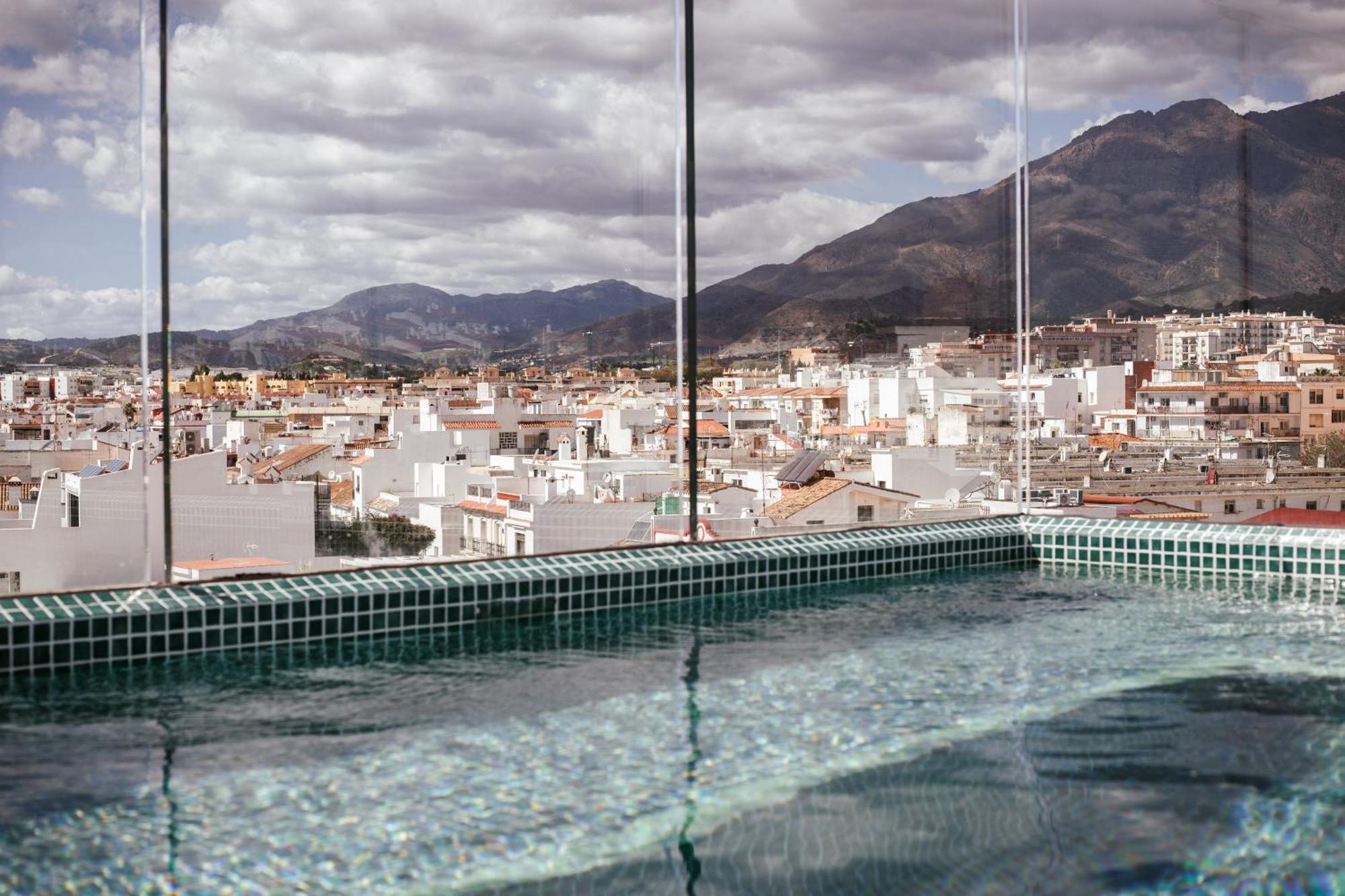 Hotel Plaza 3*
