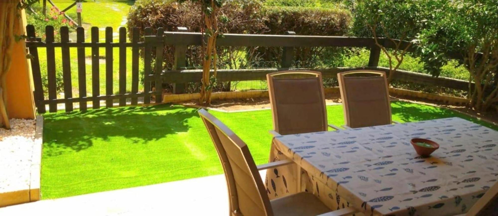 Bougainvillea Bay With Parking Estepona