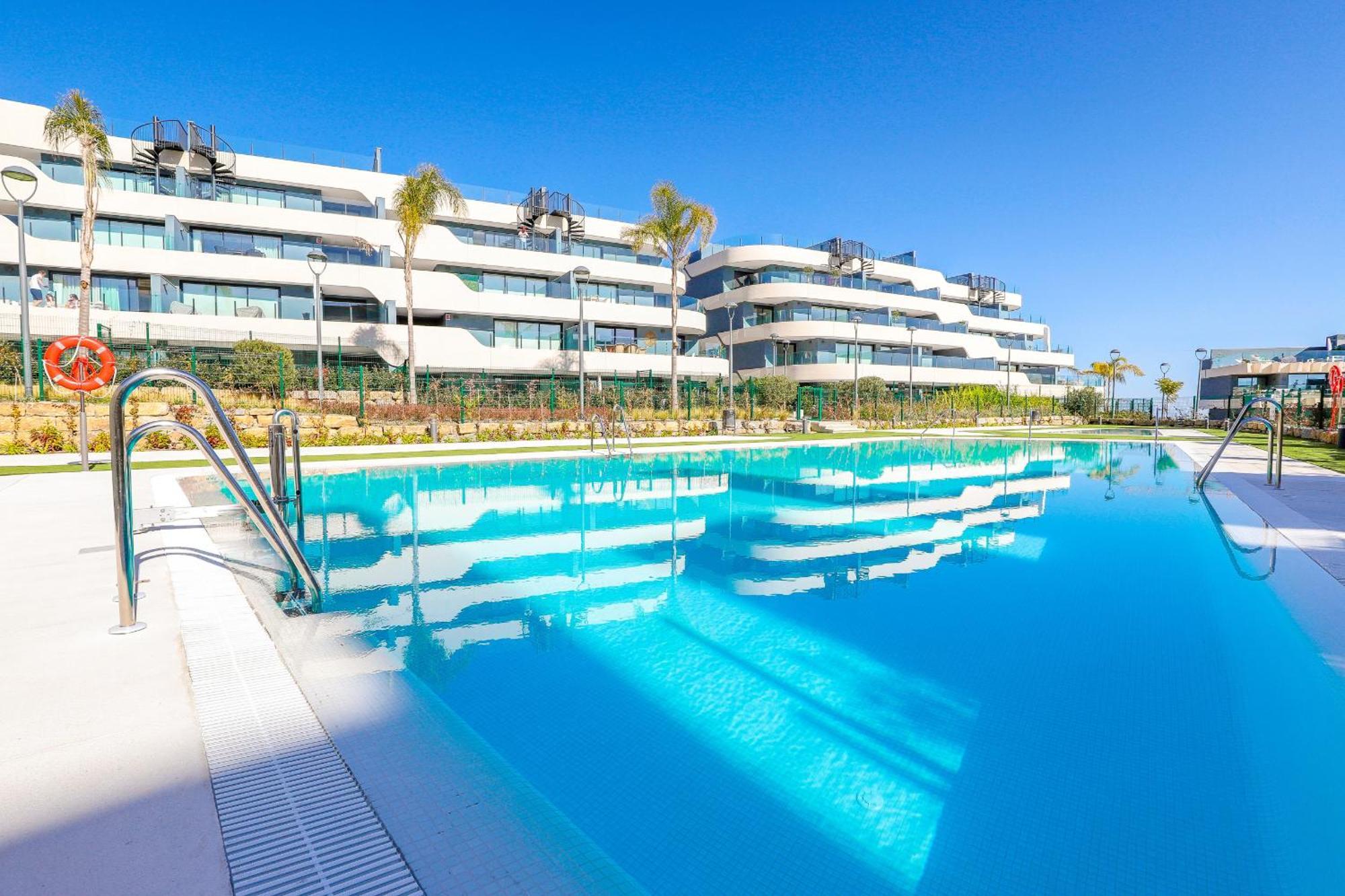 Oasis 325 Kronos - 3 Bedroom *