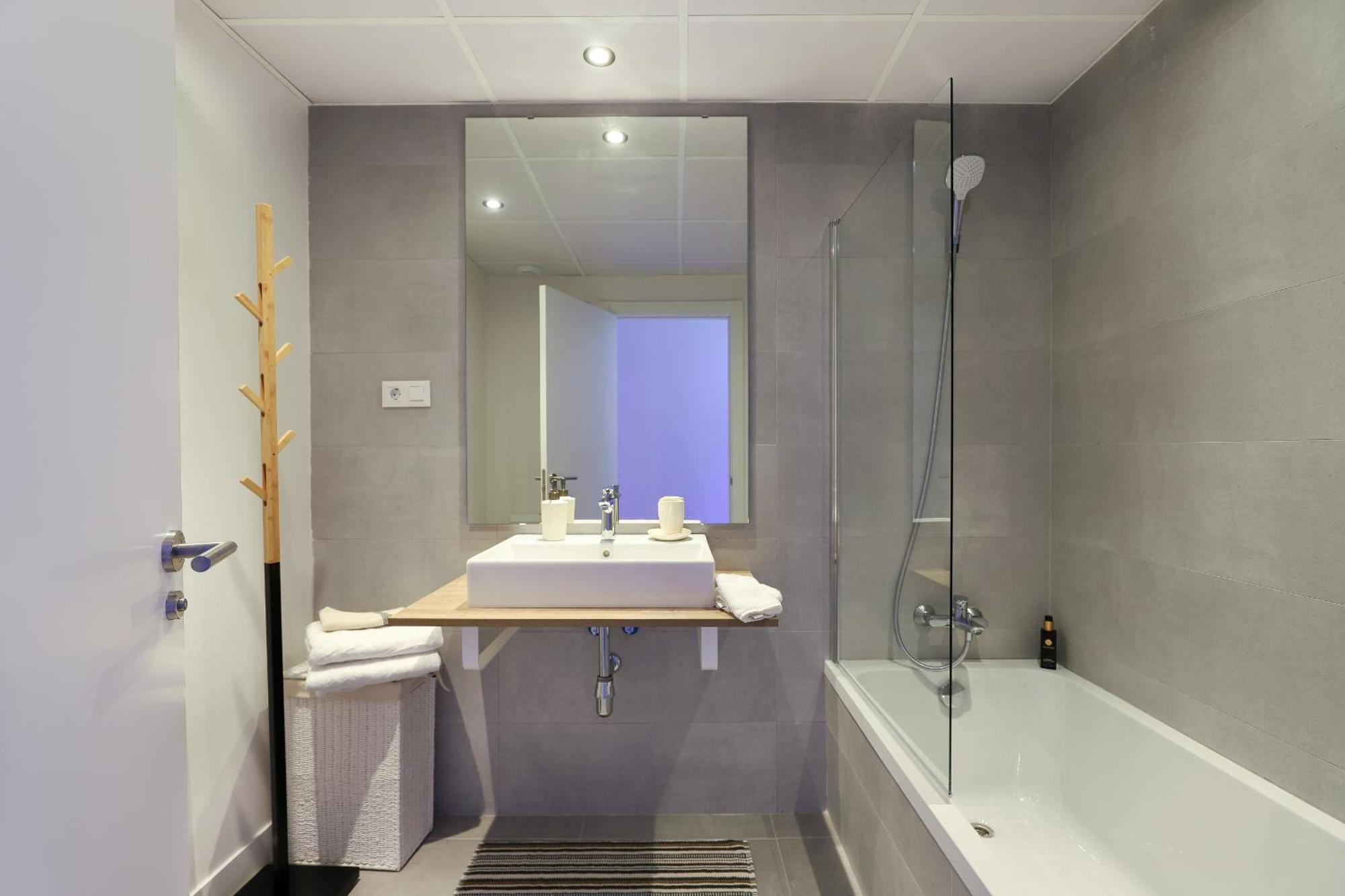 Oasis 325 Kronos - 3 Bedroom Apartment