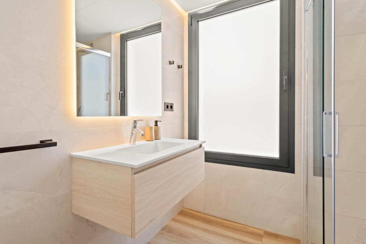 Coastal Haven In Center * Estepona