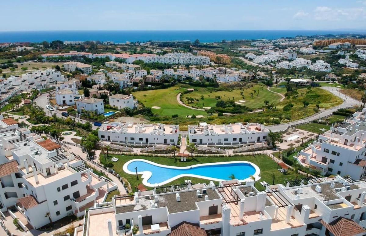 Luxury With Big Terrace Estepona