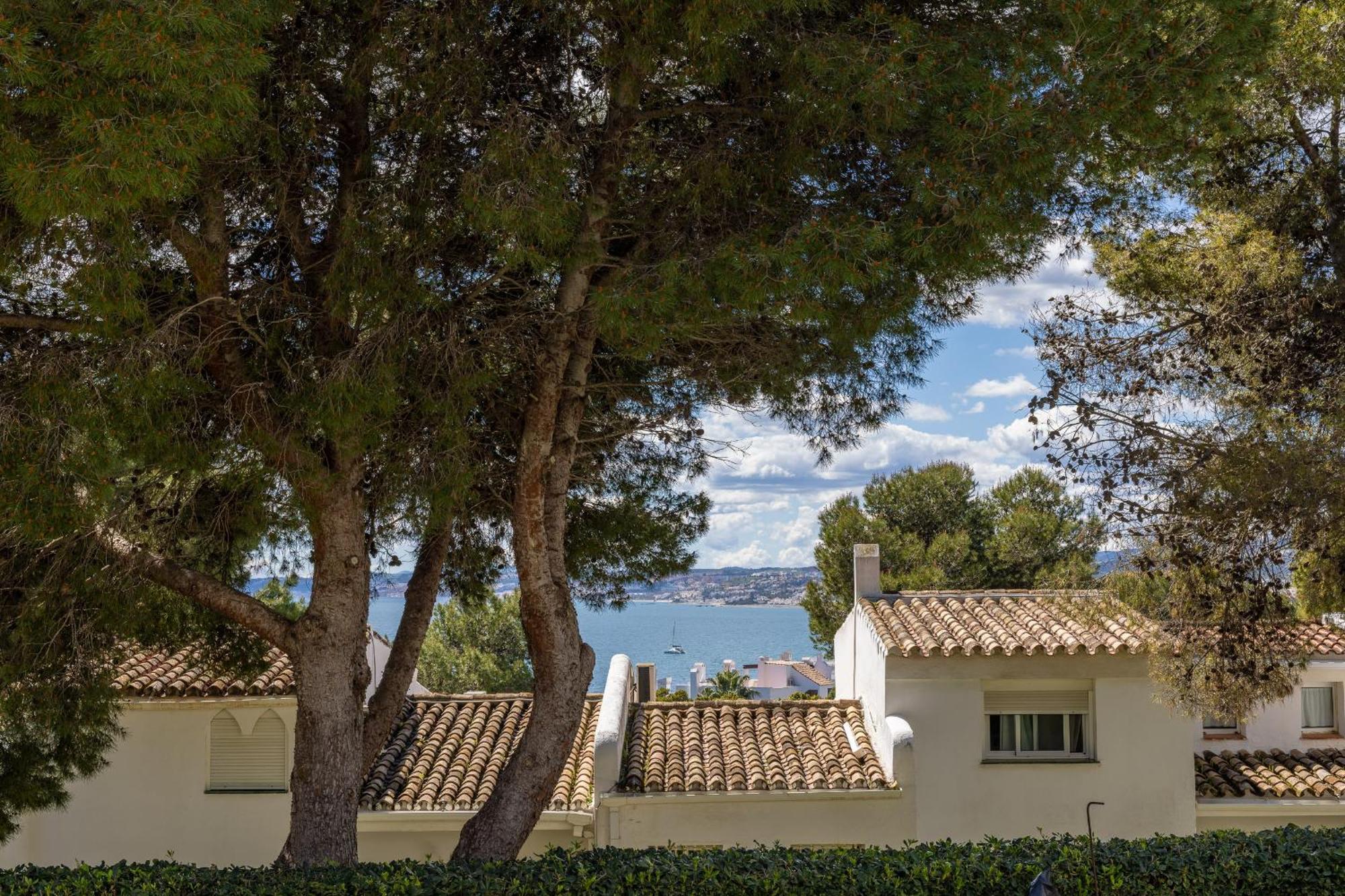 Ar4 Cosy, One-bed With Sea Views Estepona