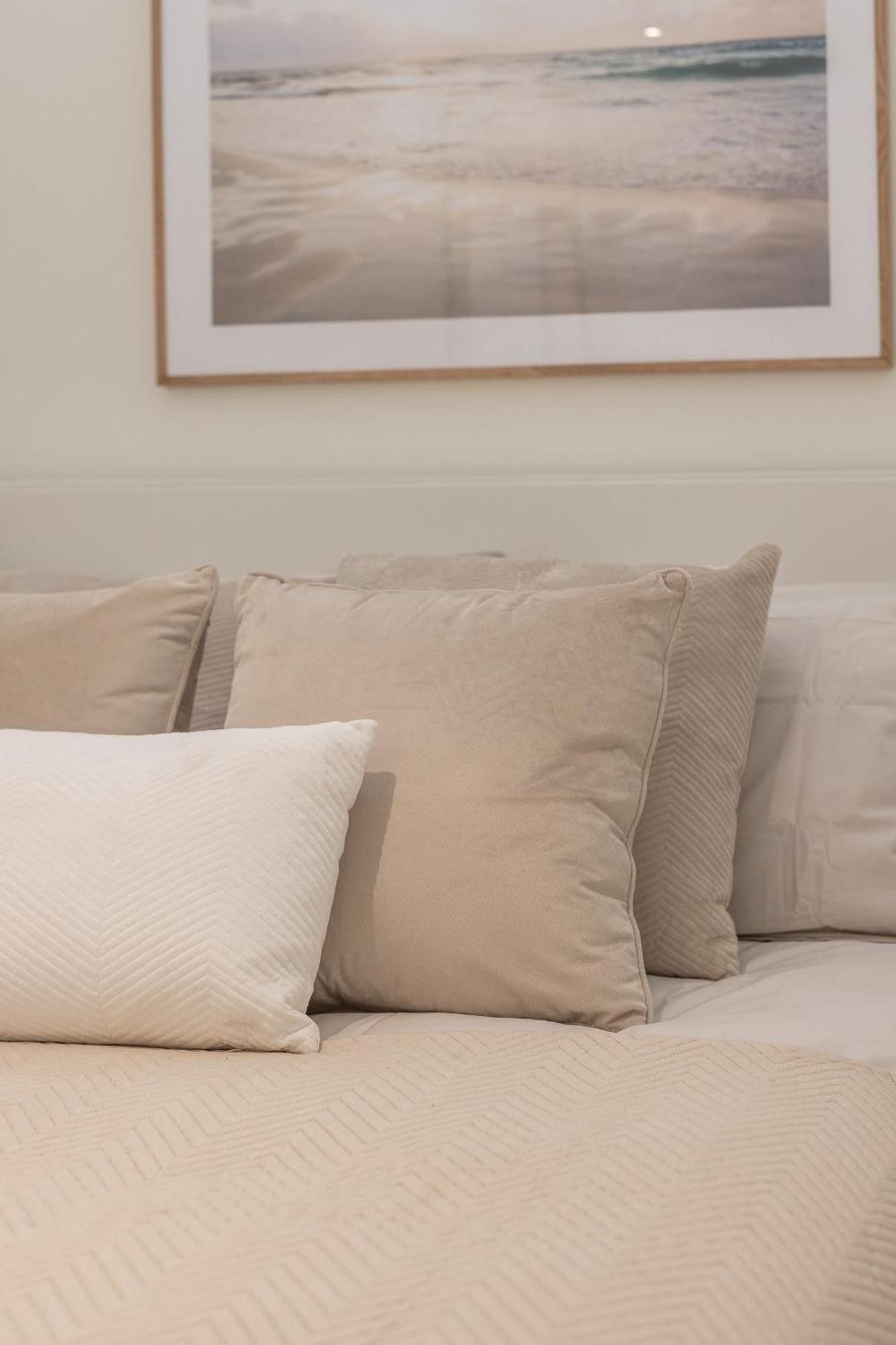 Apartamento Ar4 Cosy, One-bed With Sea Views