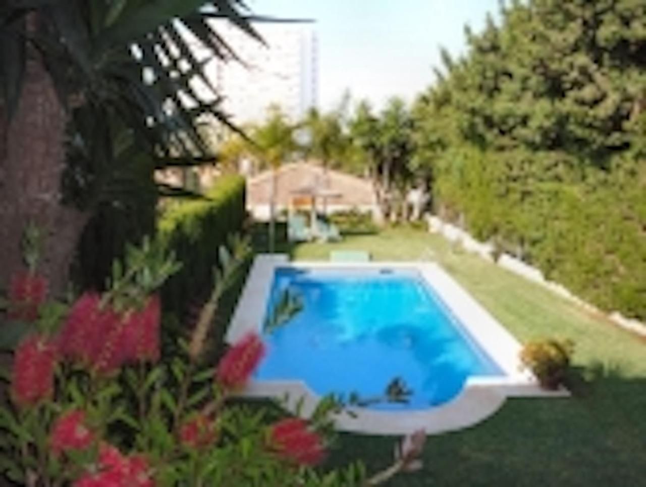 Con Piscina
