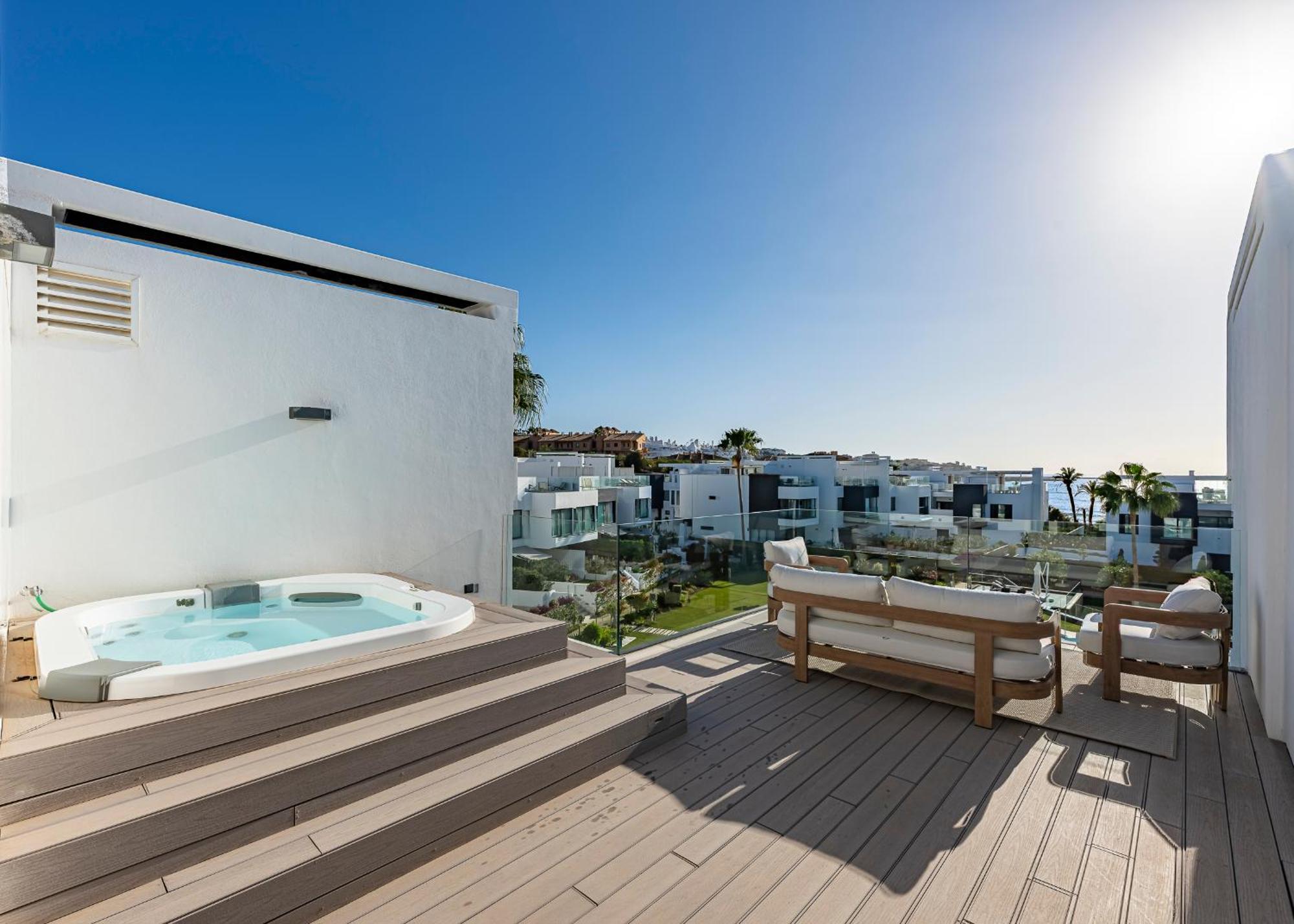 Luxury Townhouse *