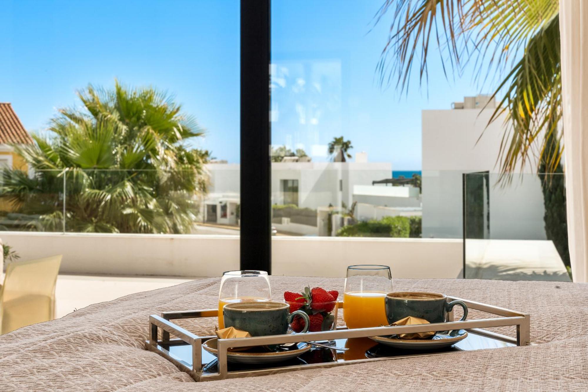 Aurora - Marbella - Contemporary In New Golden Mile * Estepona