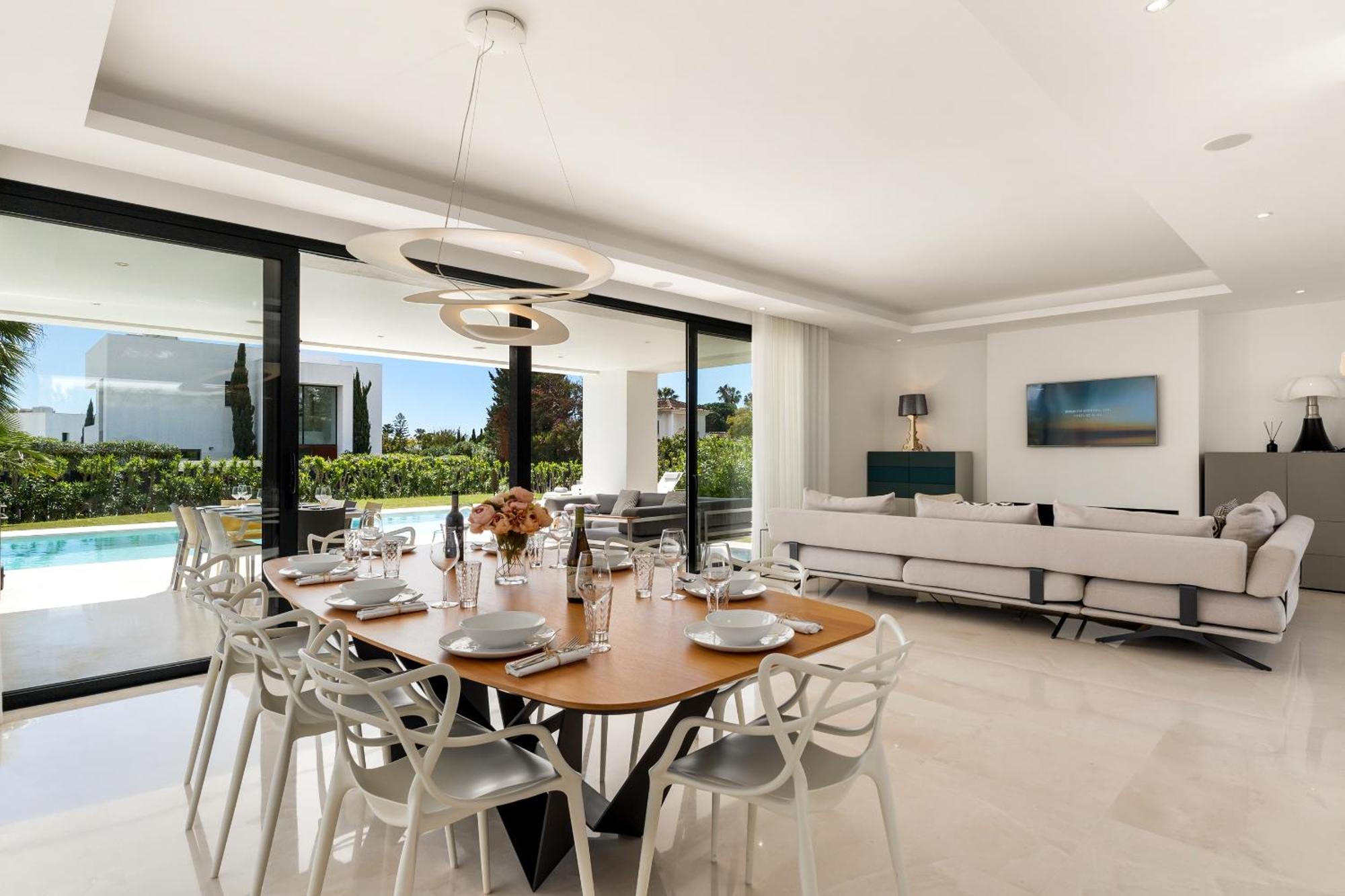 Aurora - Marbella - Contemporary In New Golden Mile * Estepona