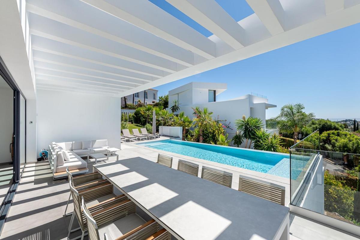 Luxury With Heated Pool Open Sea Views * Estepona