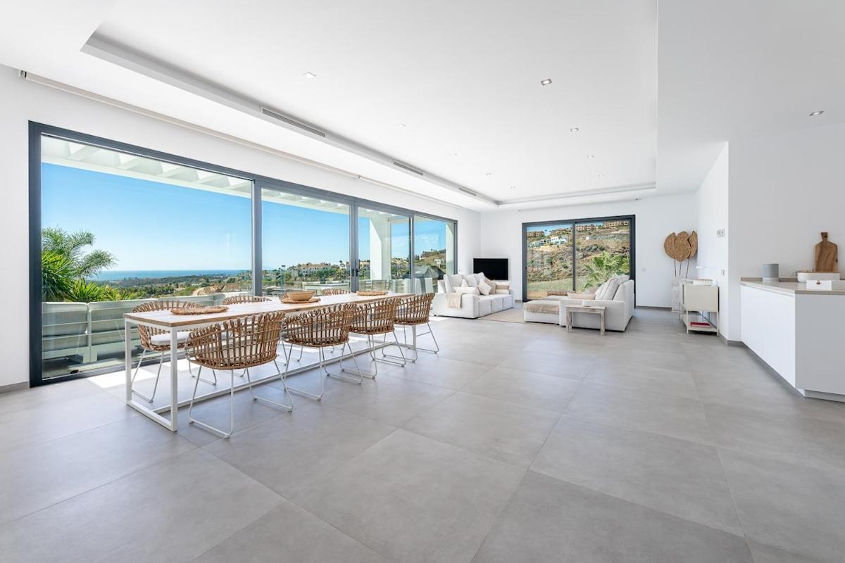 Luxury With Heated Pool Open Sea Views Villa