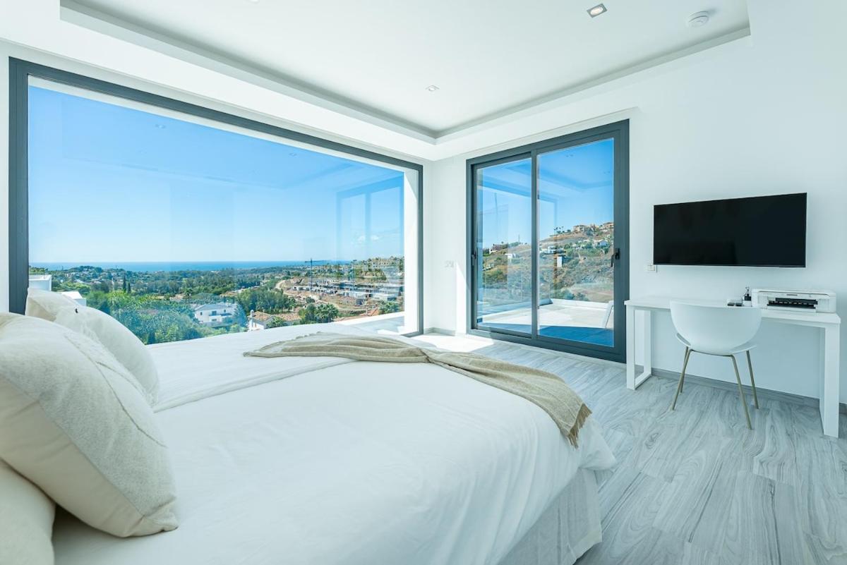 Luxury With Heated Pool Open Sea Views Villa *