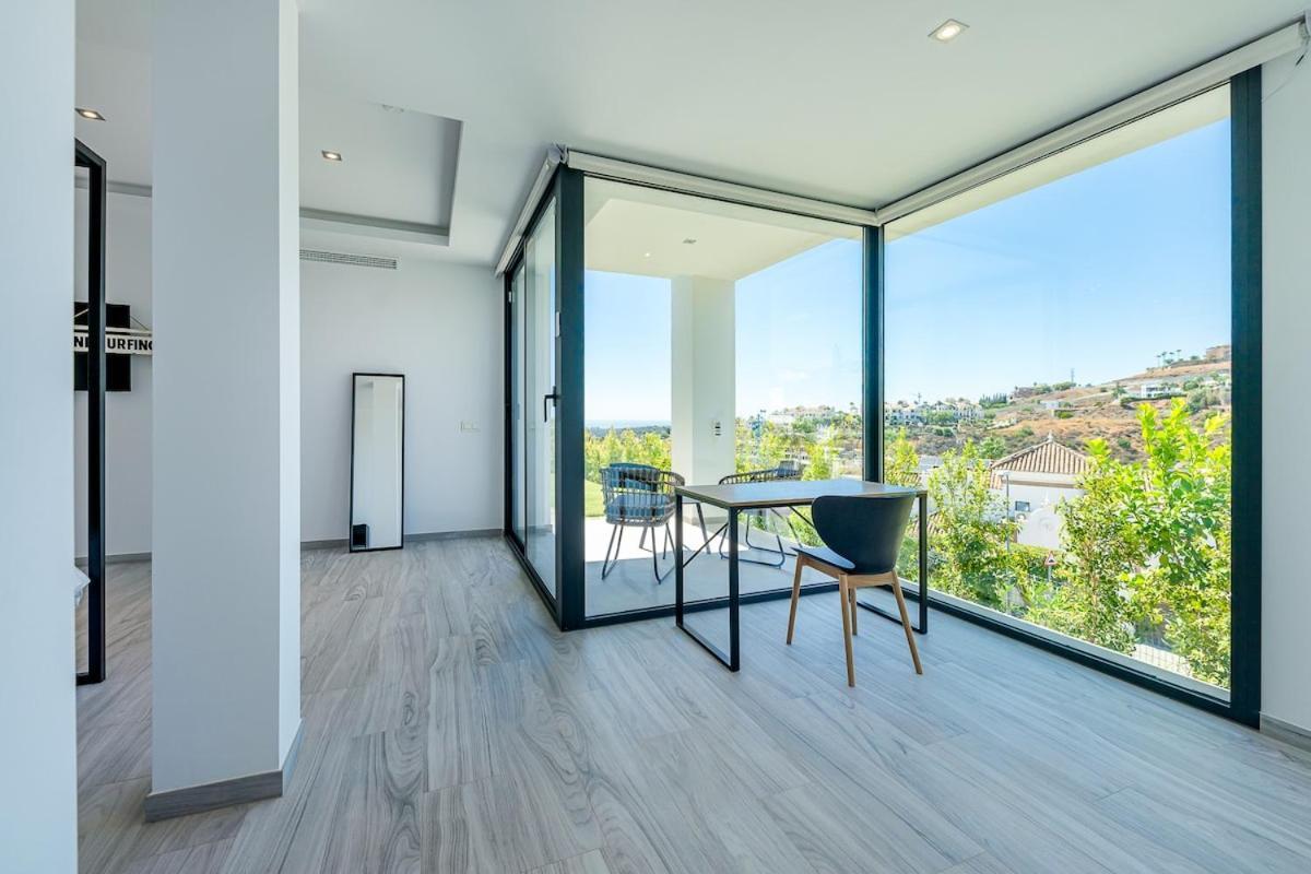 Luxury With Heated Pool Open Sea Views * Estepona