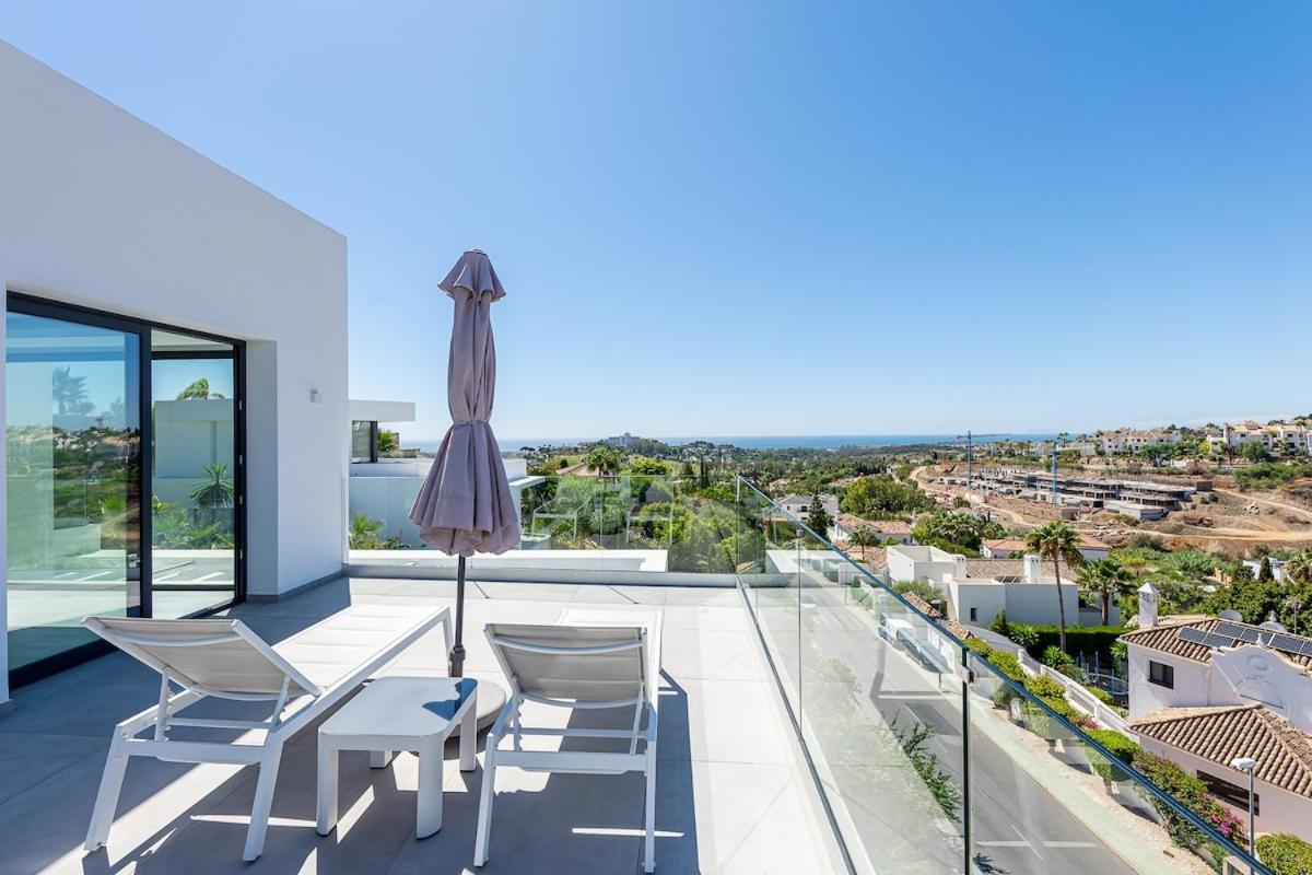 Villa Luxury With Heated Pool Open Sea Views