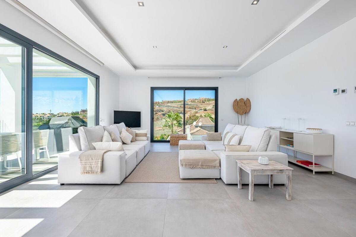 Villa Luxury With Heated Pool Open Sea Views *