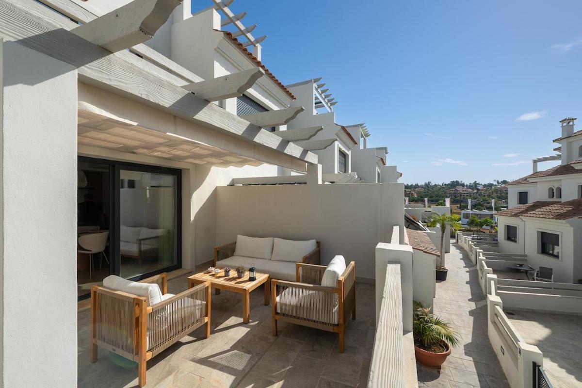 Modern 3-bedroom At Agra Residencial Apartment