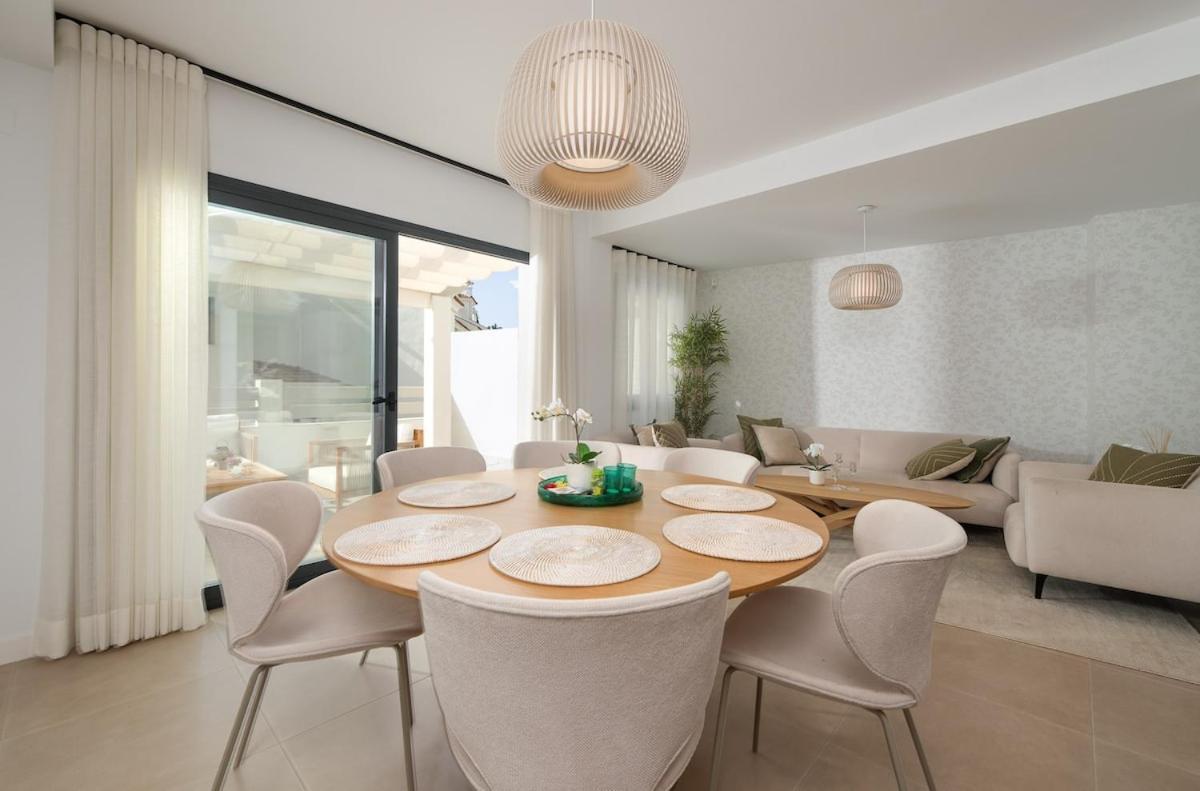 Modern 3-bedroom At Agra Residencial
