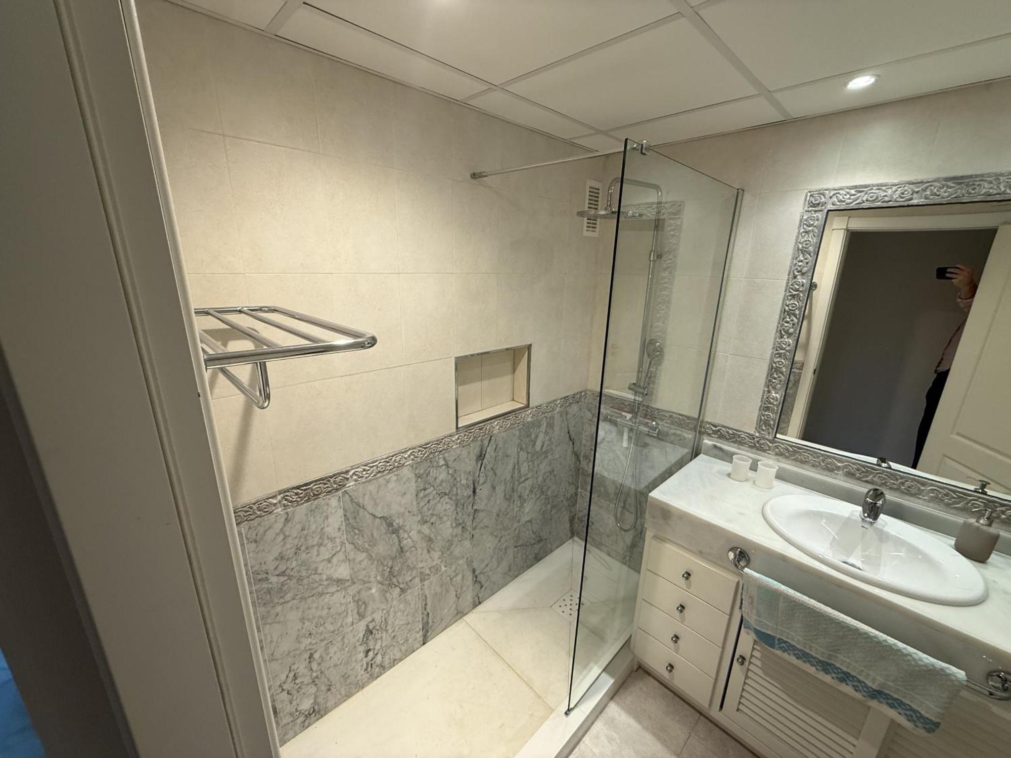 Modern 2 Bedroom - Hacienda Del Sol Estepona
