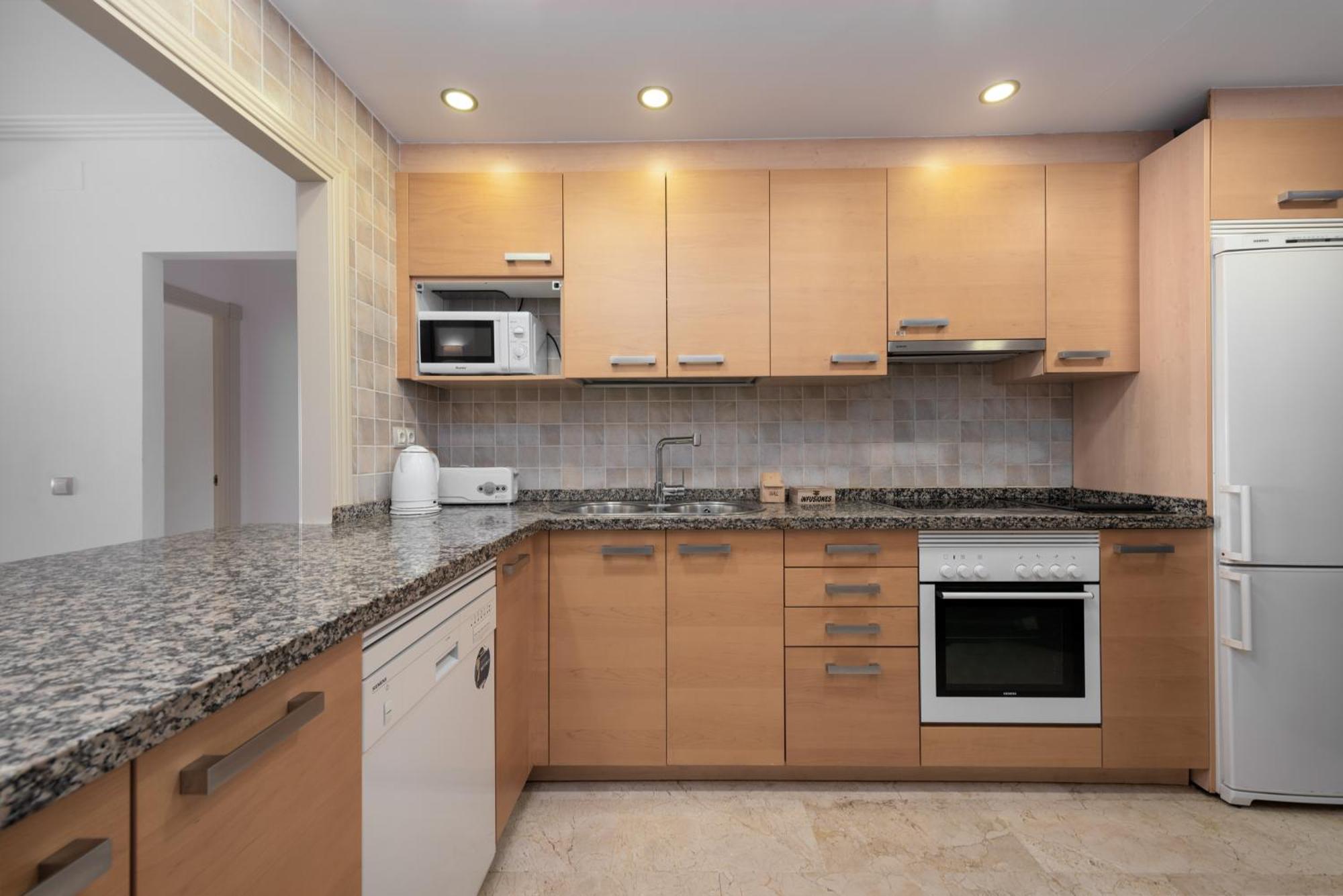 Apartment Con Piscina - *