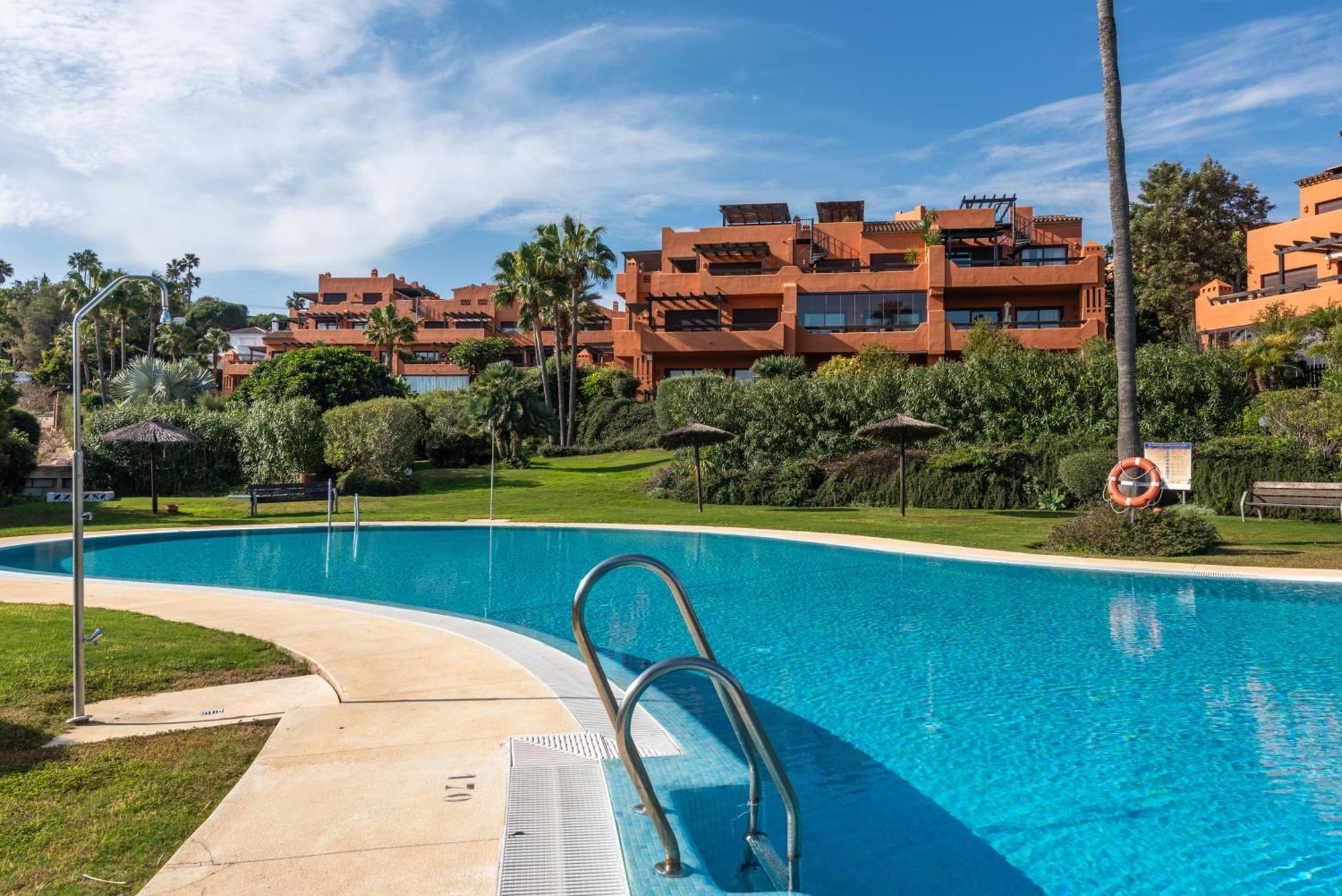 Con Piscina - Apartment *