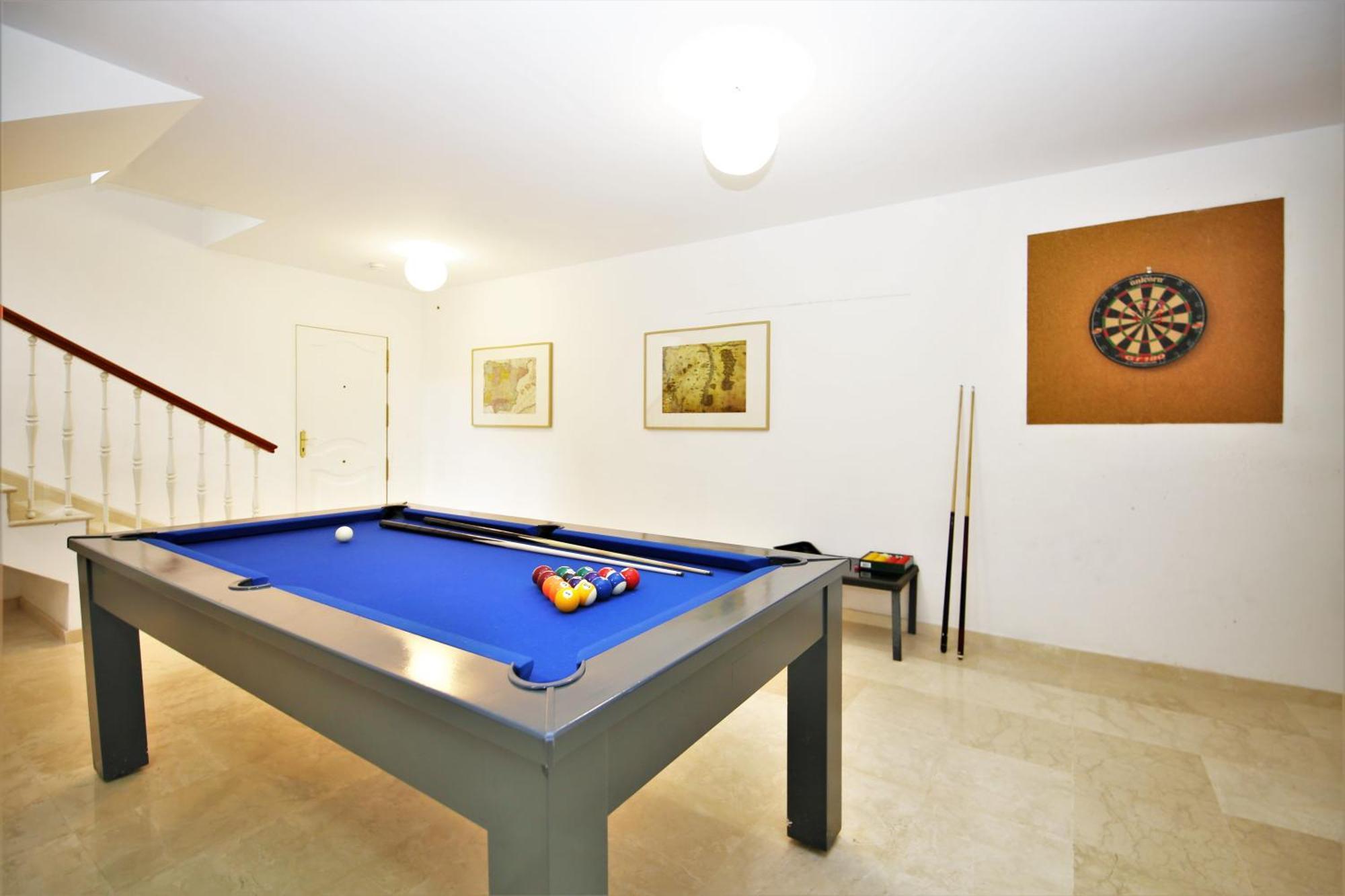 East Luxury Family Rosa Estepona
