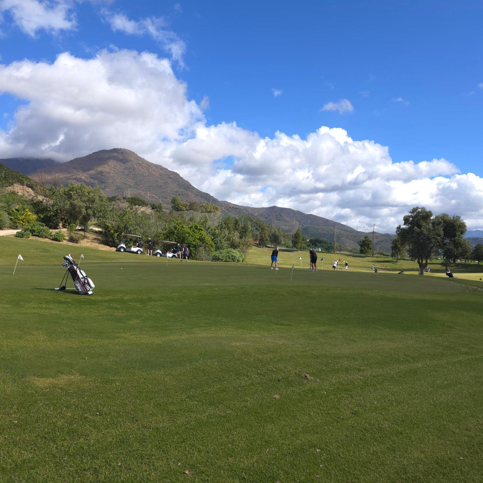 Superior Golf And Holliday Penthouse In Costa Del Sol *