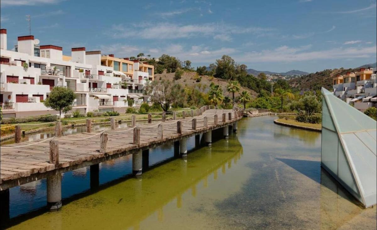 Apartment Modern In A Magnificent Mountain Estepona