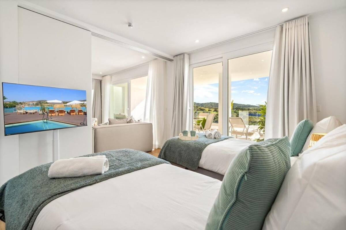 Al4-2011 - - Alcazaba Lagoon Apartment *