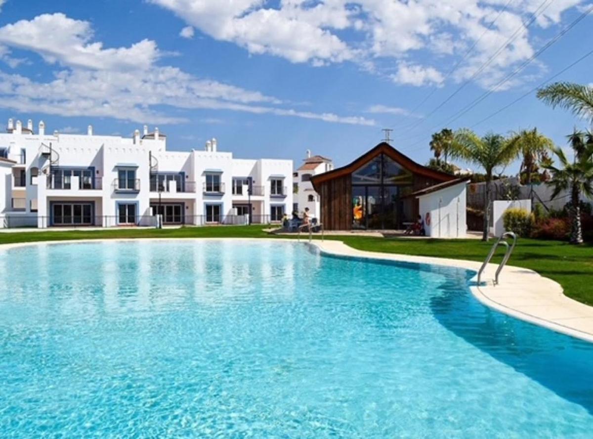 Elegant And Stylish Retreat 592 Apartment *