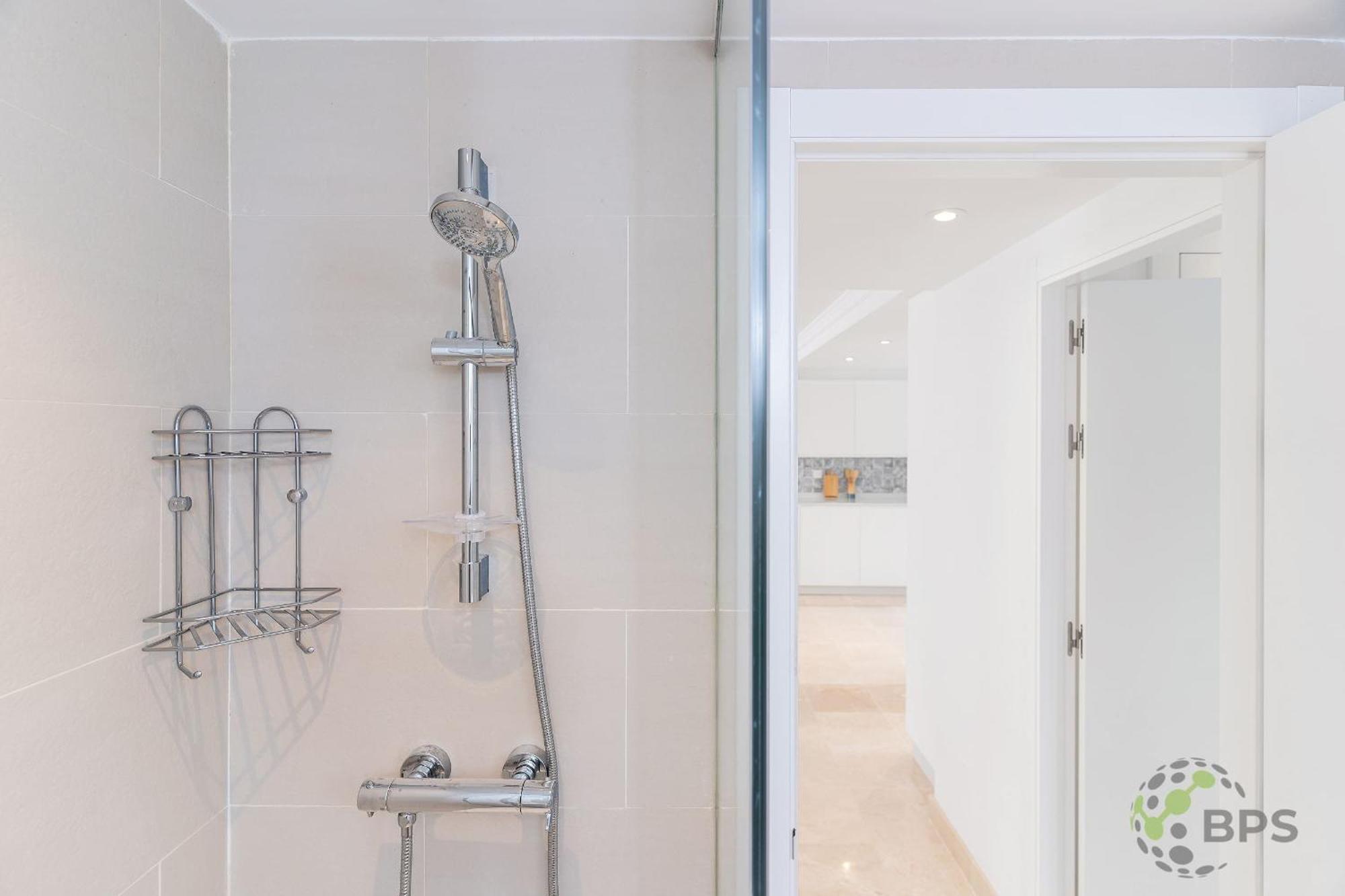 Elegant And Stylish Retreat 592 Estepona
