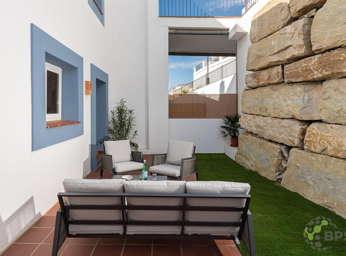 Apartment Elegant And Stylish Retreat 592