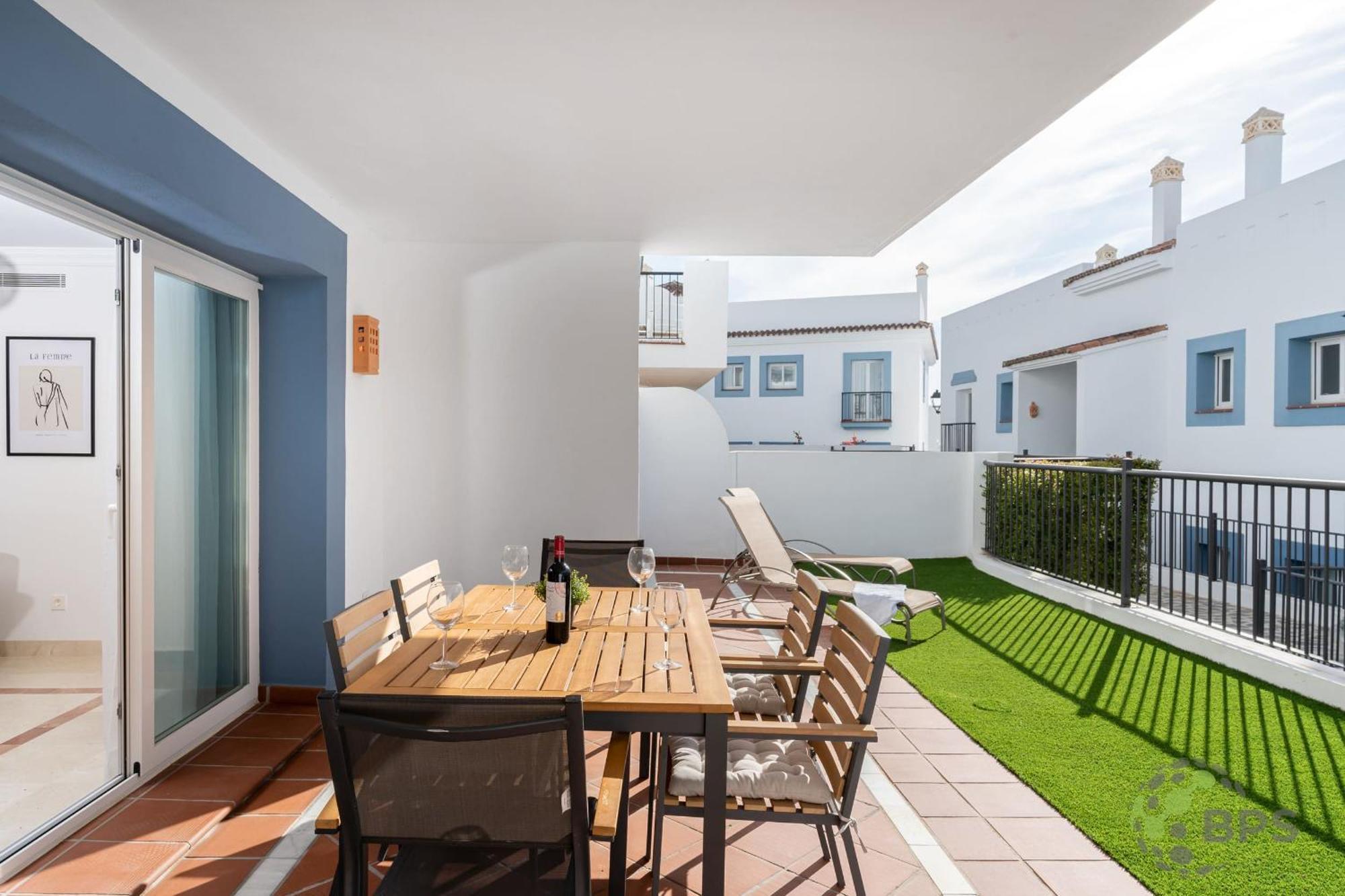 Elegant And Stylish Retreat 592 Apartment Estepona