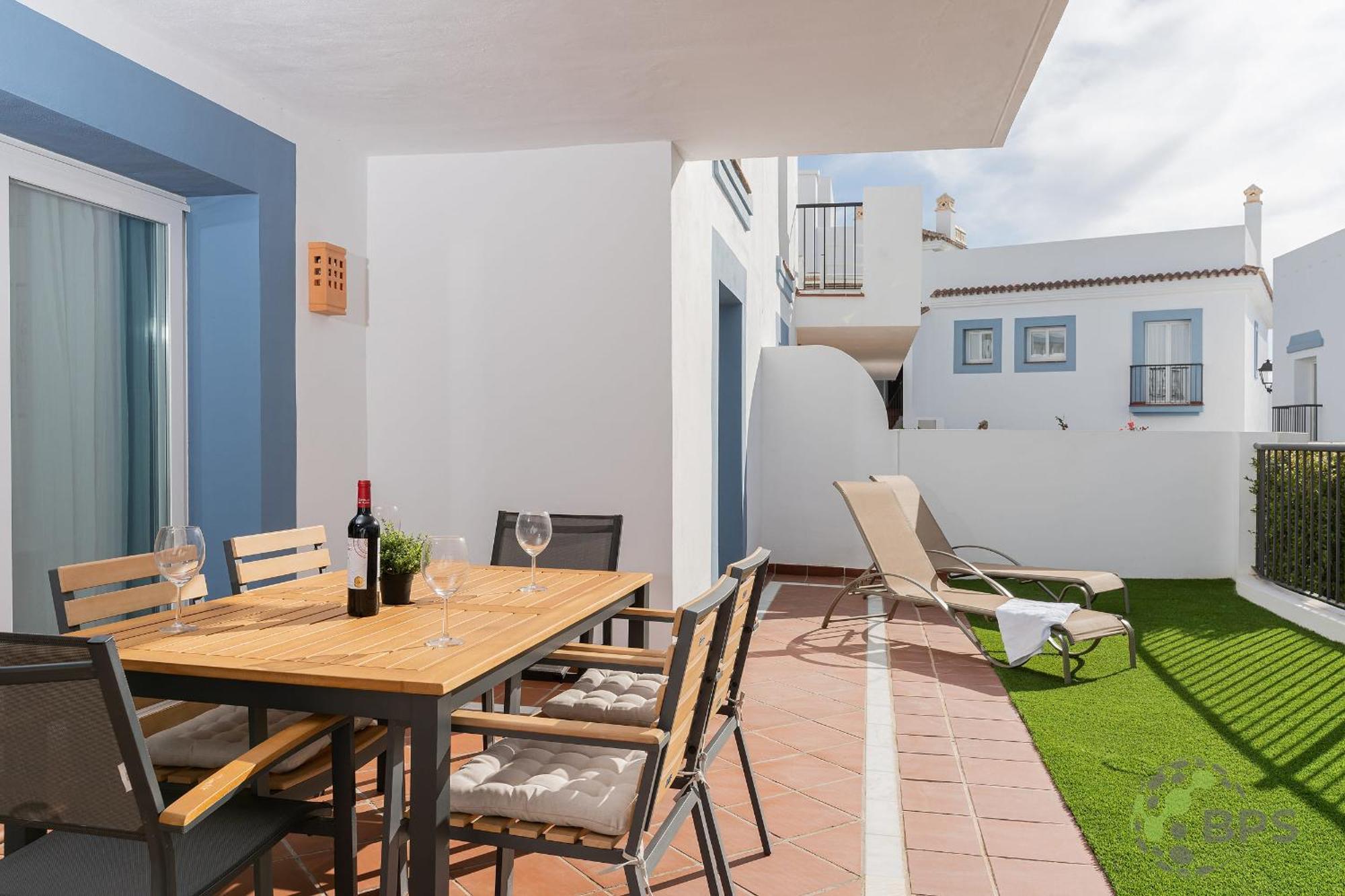 Apartment Elegant And Stylish Retreat 592 Estepona