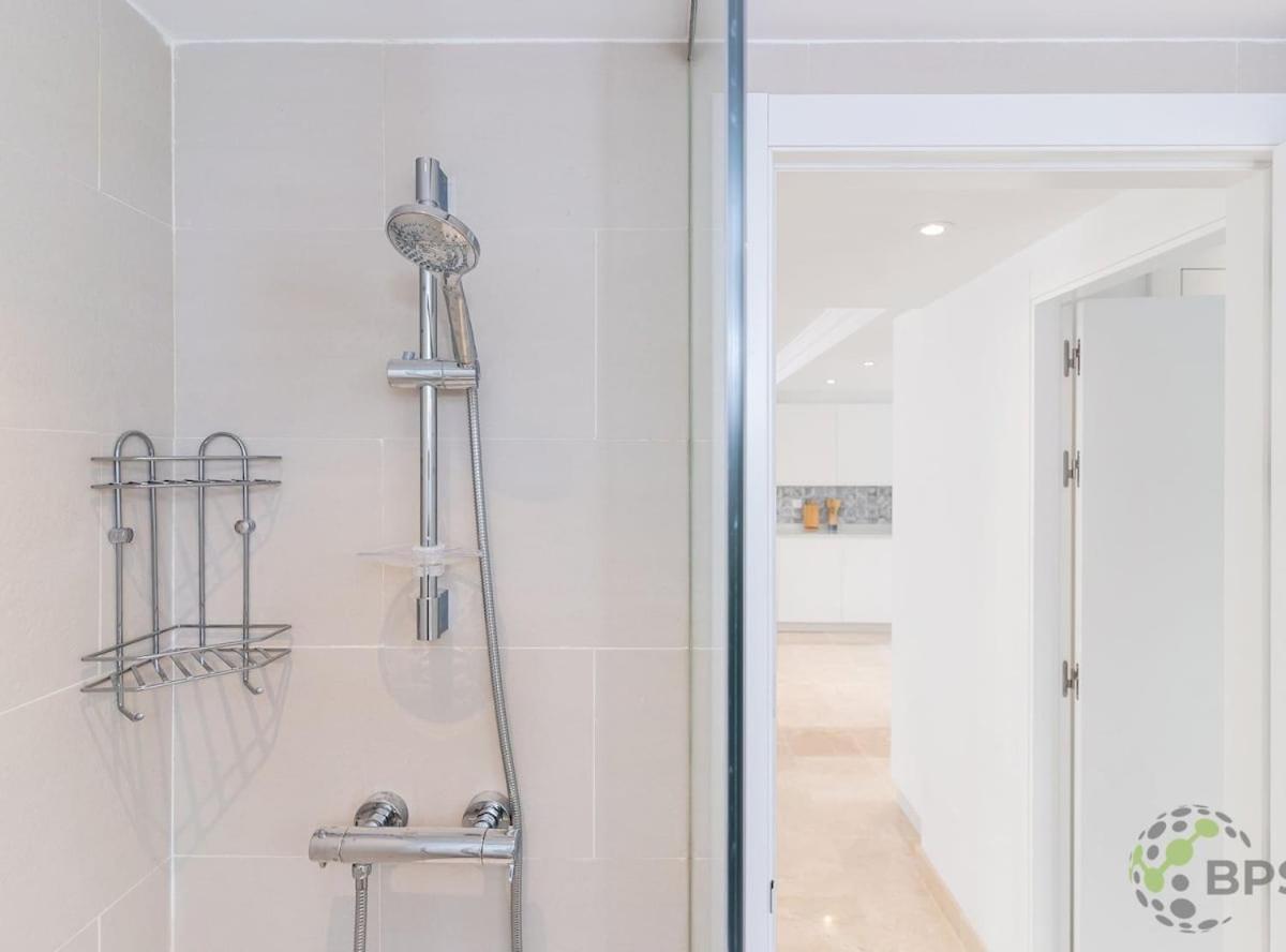 Elegant And Stylish Retreat 592 Estepona