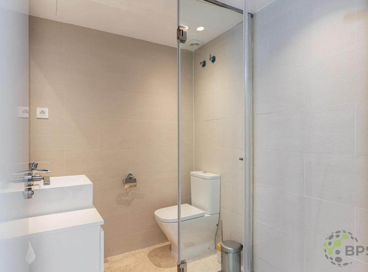 Elegant And Stylish Retreat 592 Estepona