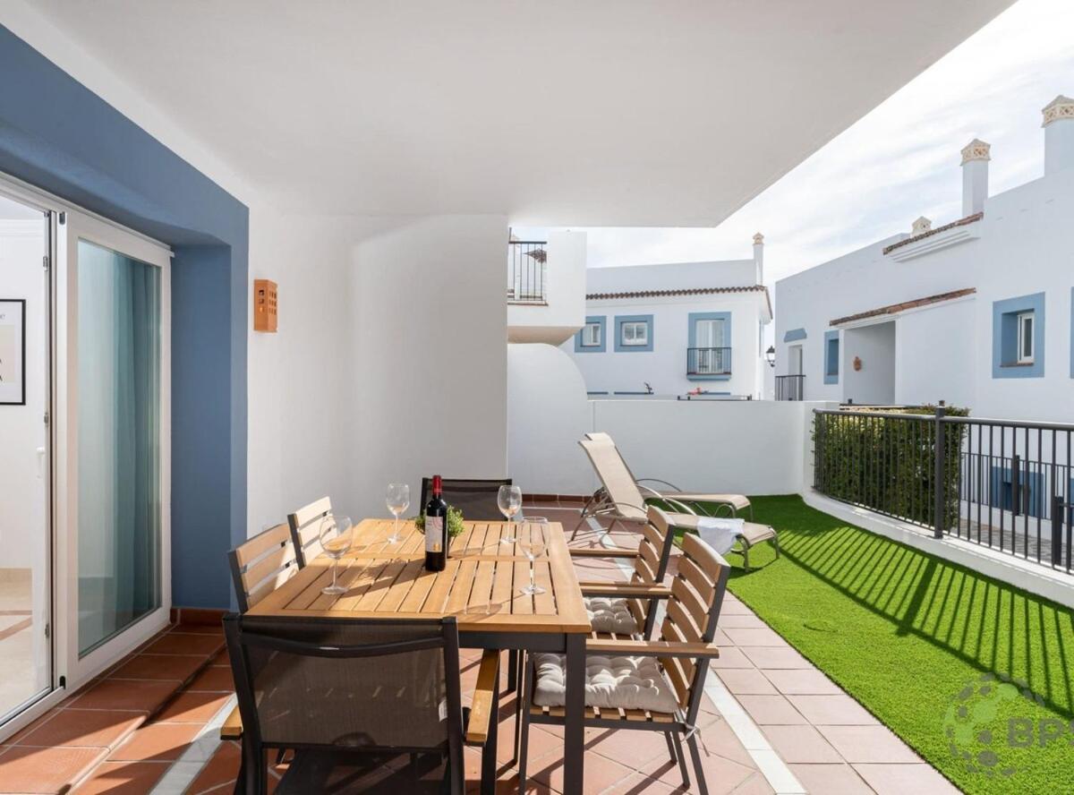 Elegant And Stylish Retreat 592 Apartment Estepona