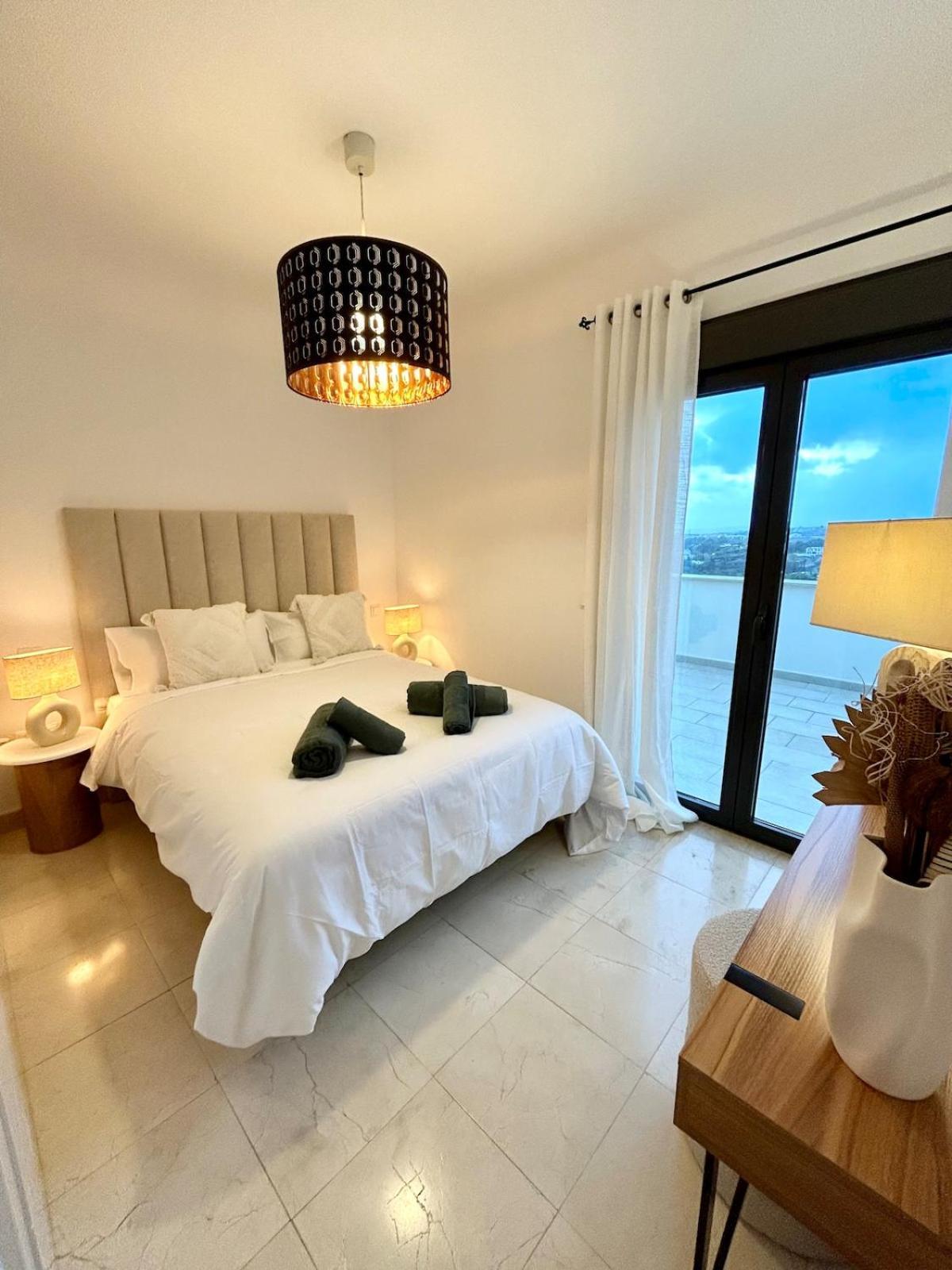 Apartment 2br Luxe In Marbella Close To Beaches