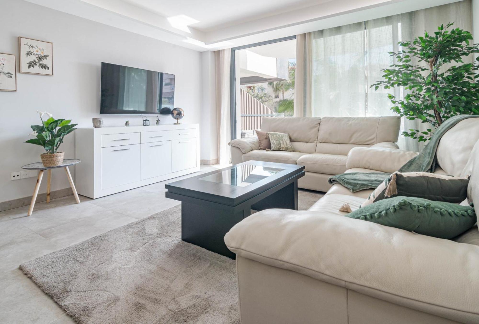 Inf42p - Modern Near The Apartment *